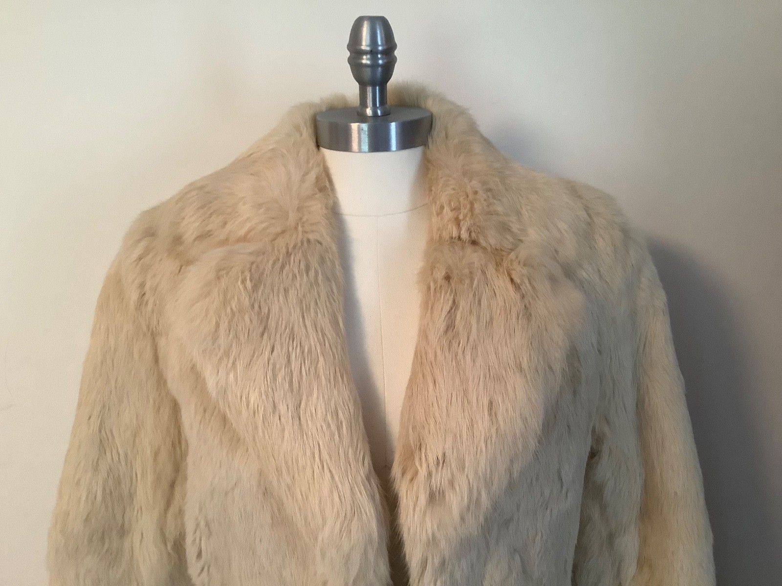 Vintage 80s Split End Women’s Rabbit Fur Coat Jacket Cream Satin Lined Sz S