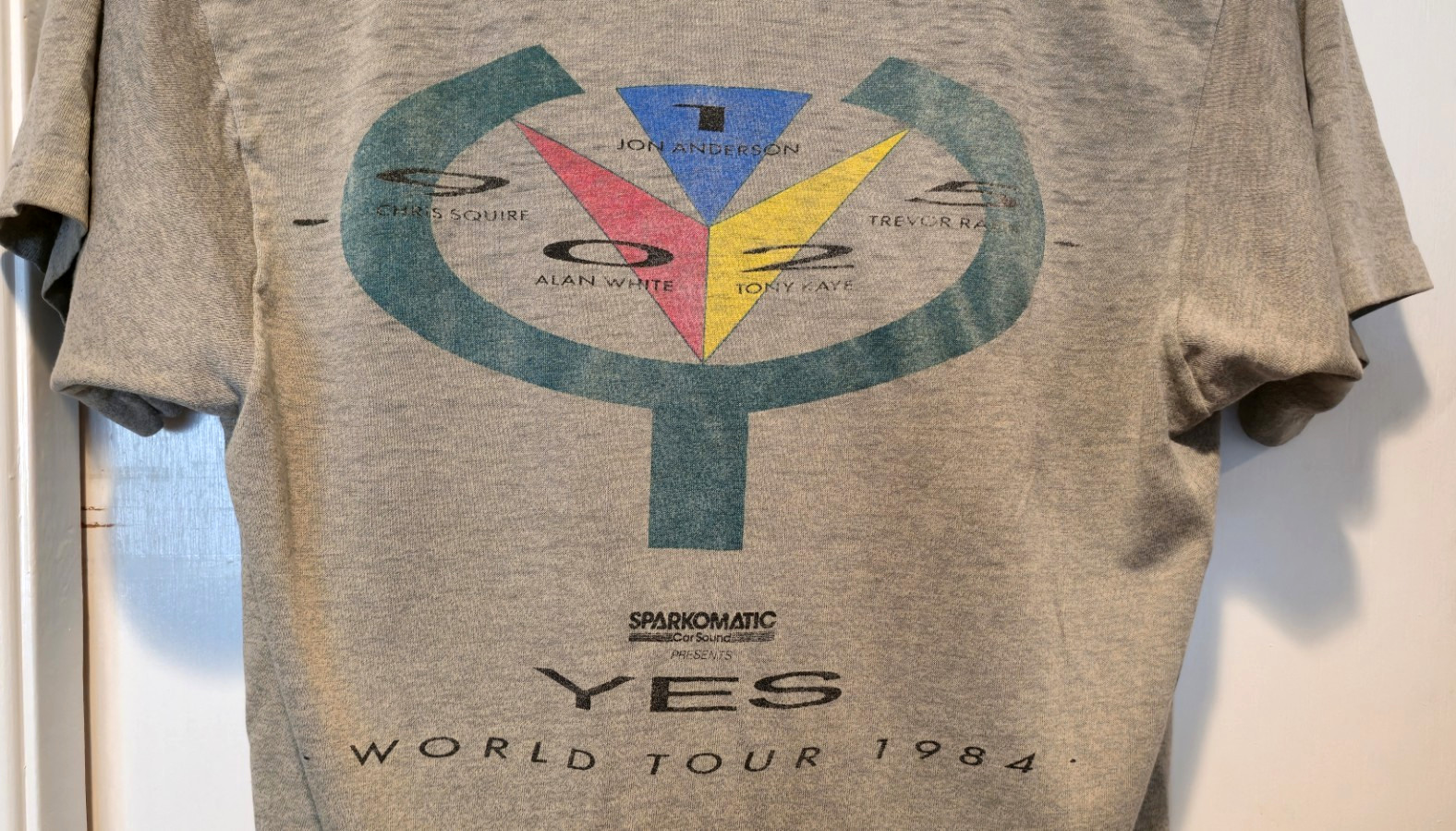 Vintage 1984 YES Band World Tour Grey T-Shirt – Size L
