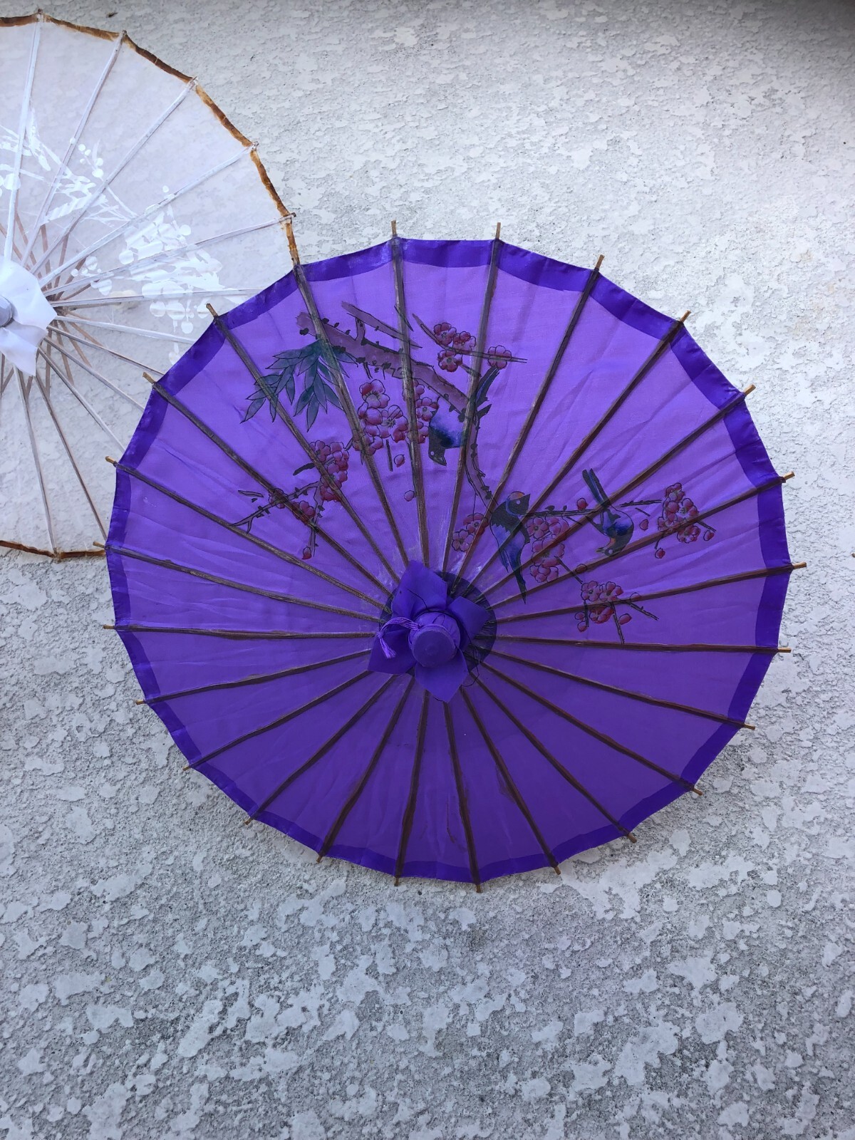 Vintage Chinese 22 Inches Paper / silk Bamboo Umbrella 4 to choose from