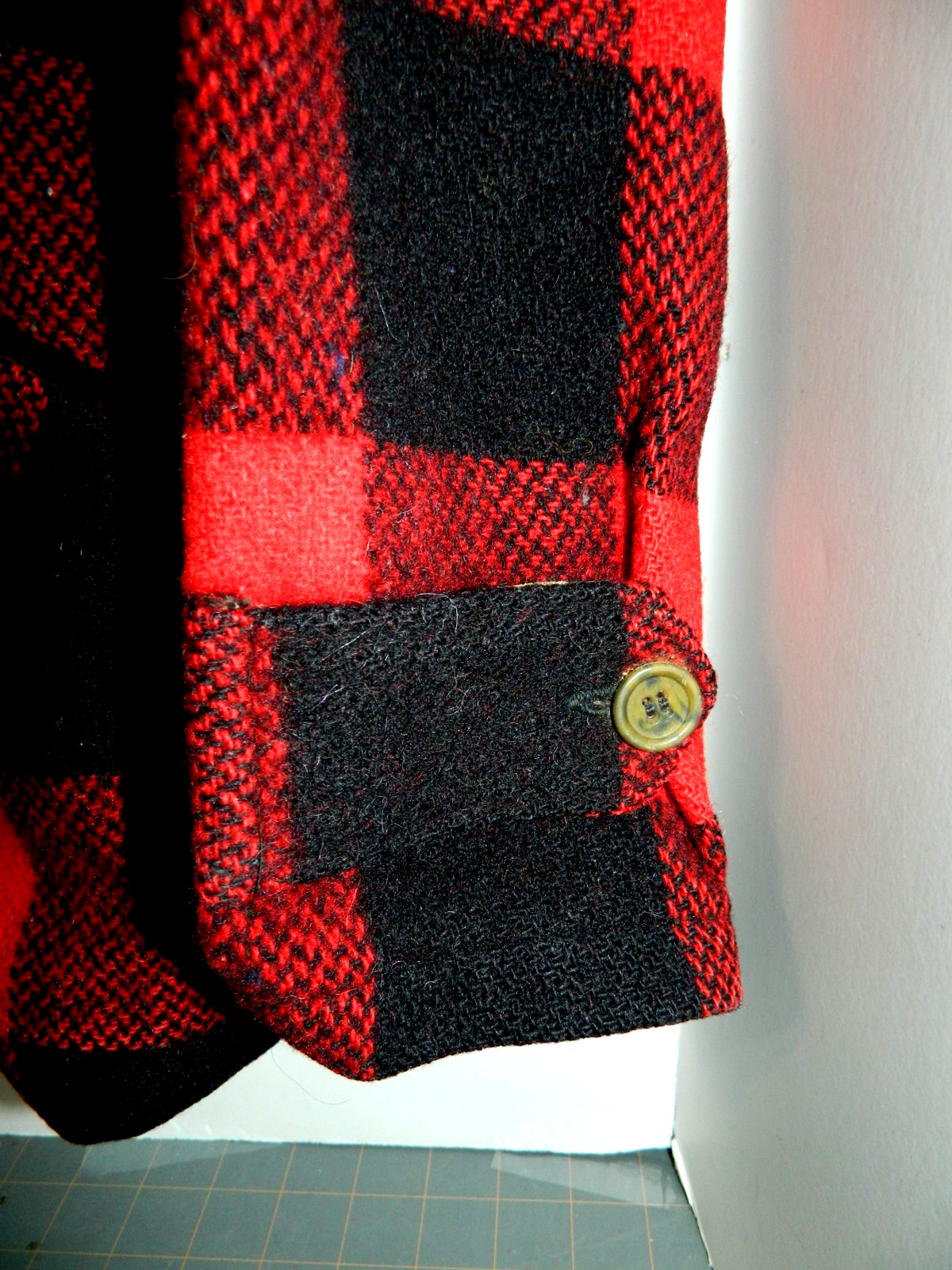 Vintage 1960s 5 Brother Wool Buffalo Plaid Hunting Jacket Red/Black VERY NICE