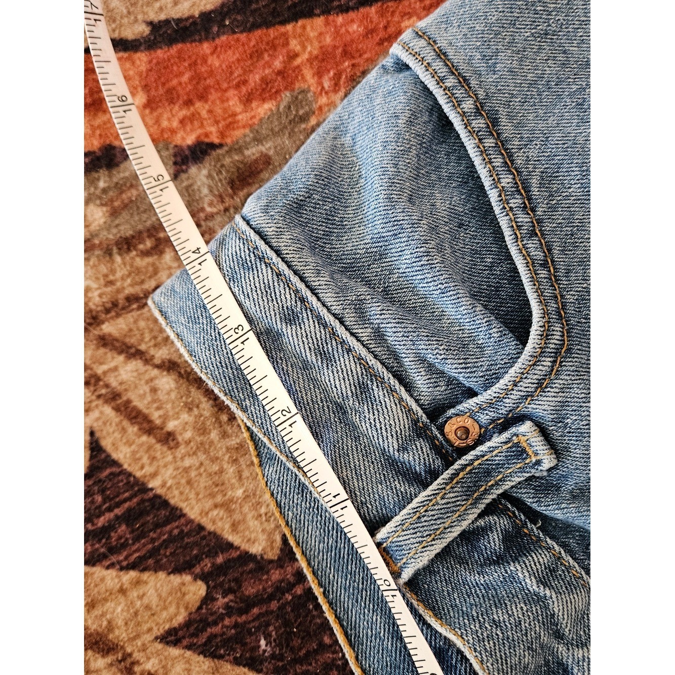 Classic Light Blue Denim Levi Shorts