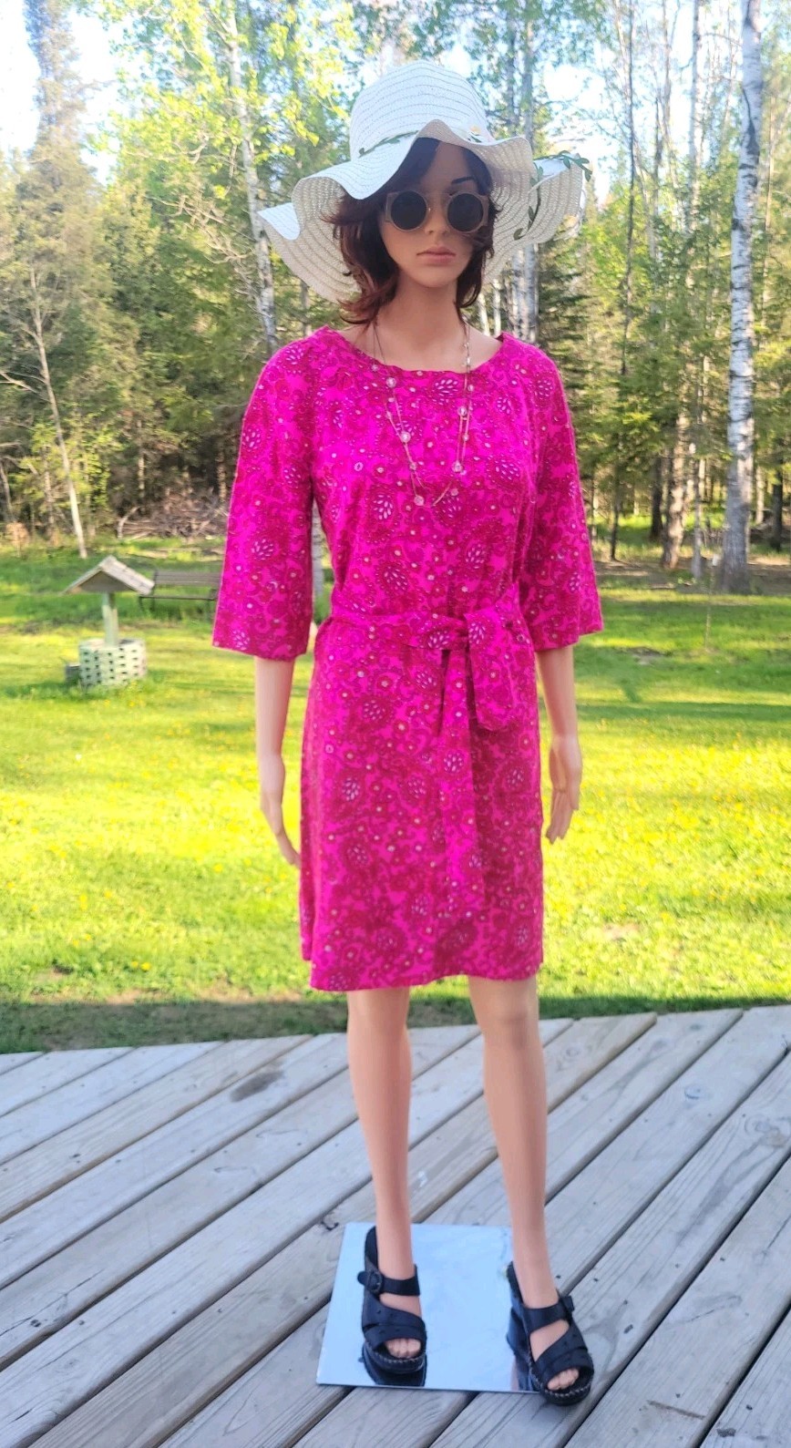 Vintage 60s 70s Pink Floral Shift Dress w/ Sash 3/4 Sleeve Magenta Paisley Retro