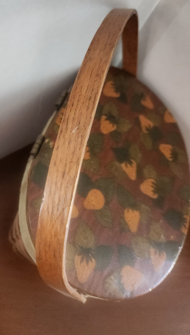 Vtg Basket Woven Wooden Hand Painted Purse Strawberries Art Hinged cWa Monogram