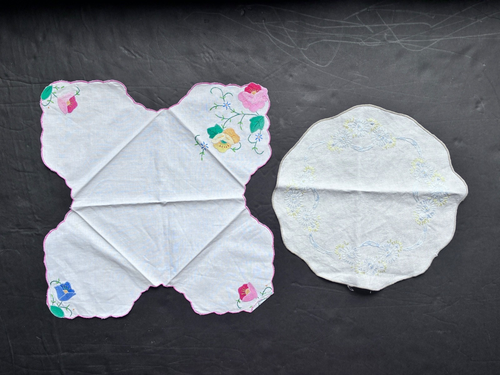 Lot of 24 Vintage Cotton/Linen Embroidered etc. Hankies, 6 Napkins , 2 doilies