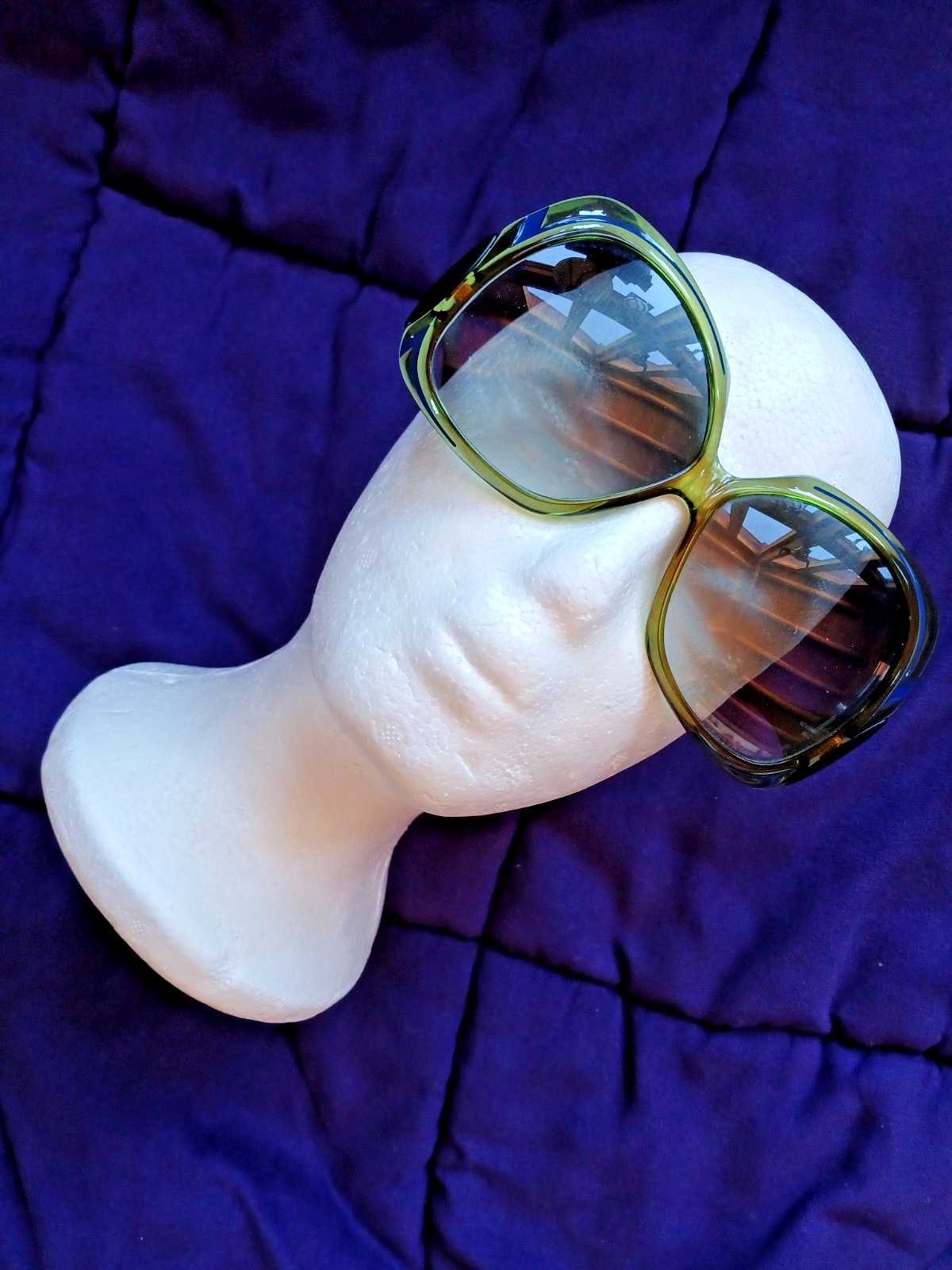 VINTAGE LADIES CHRISTIAN DIOR TWO TONE SUNGLASSES BLUE & GREEN MODEL 2044-50