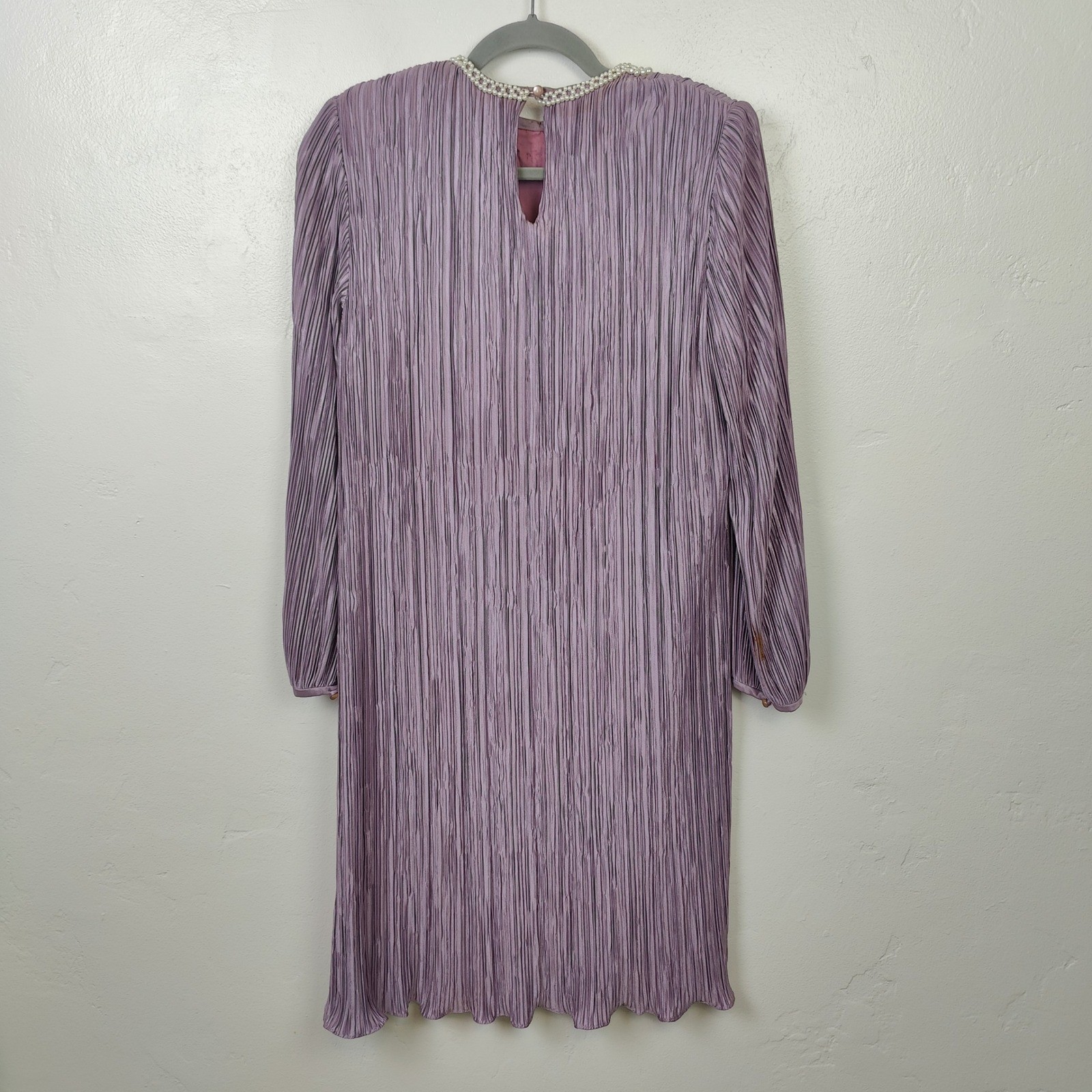 Vintage 70s P.C.F. Petites Womens Dress 10 Purple Pearl Collar Pleated Regency