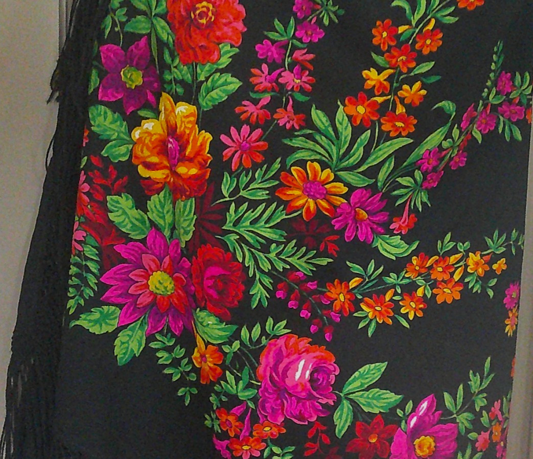 Piano Wrap Shawl Scarf Fringes Bright Floral 58X58 vintage, signed, Silk?