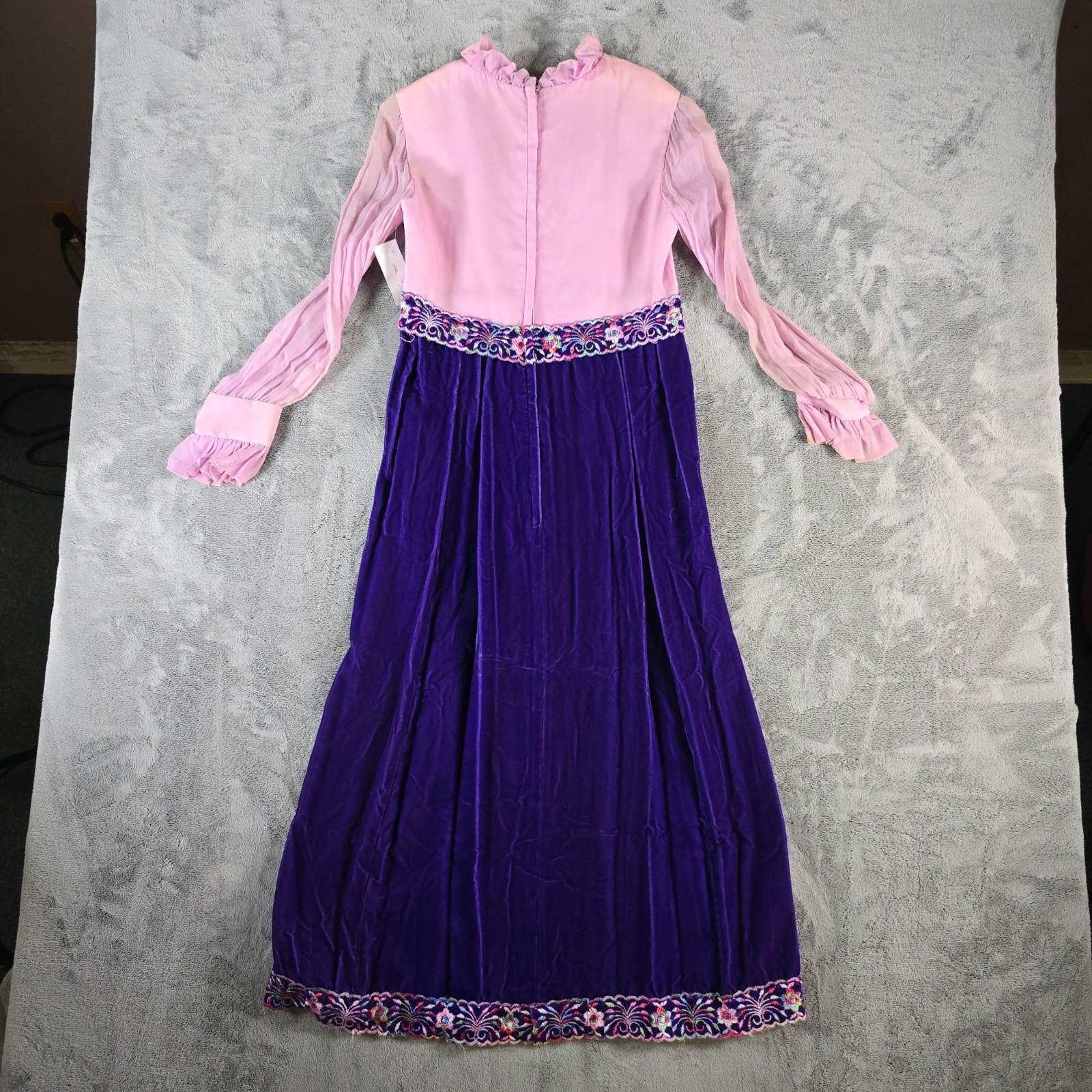 Distressed Vintage 1970s Pink Chiffon/Purple Velvet Metal Zip Empire Dress (XS)