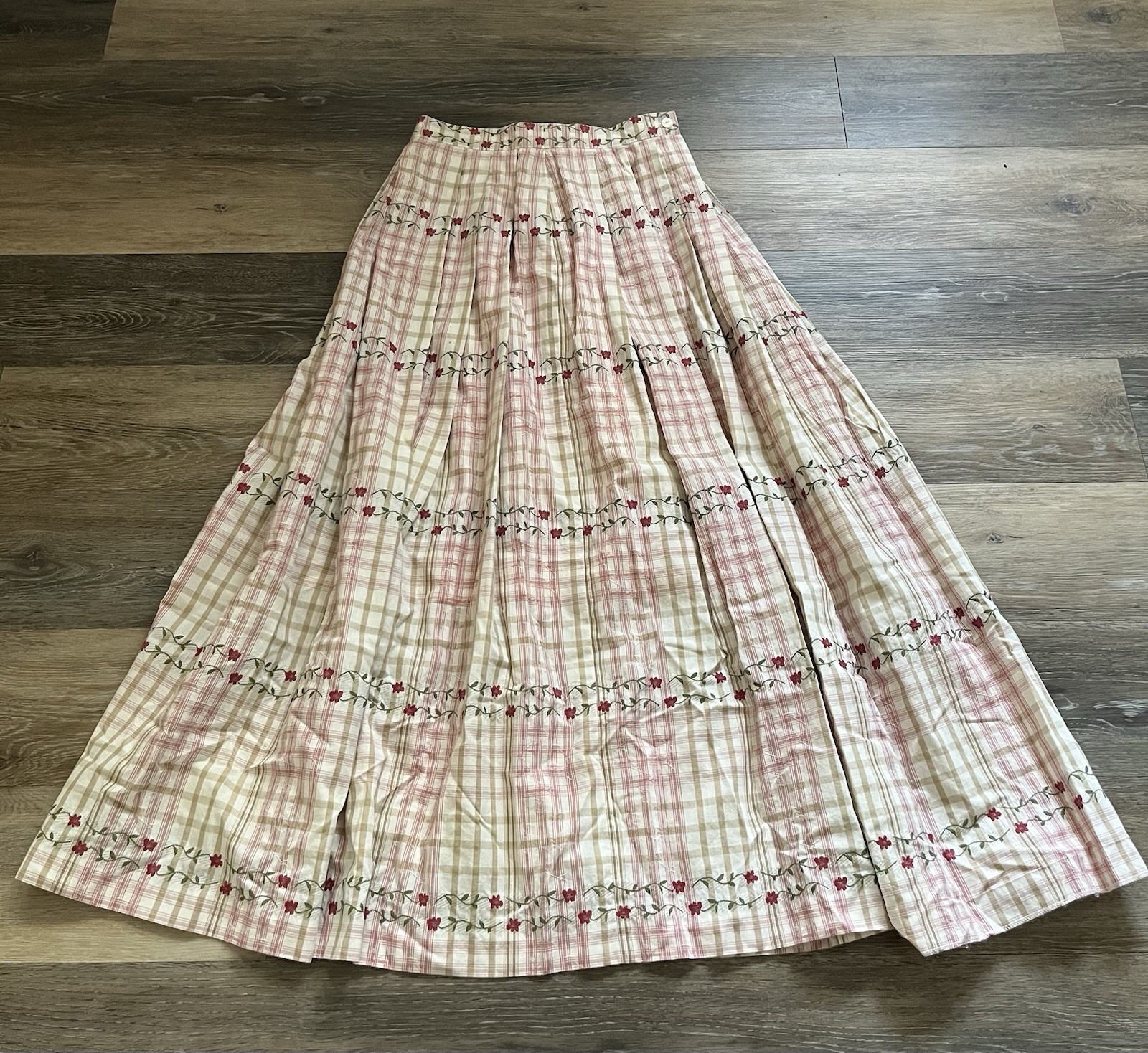 Vintage German skirt 100% Baumwolle Cotton Boho Rosebud Skirt, Lined, Side Zip
