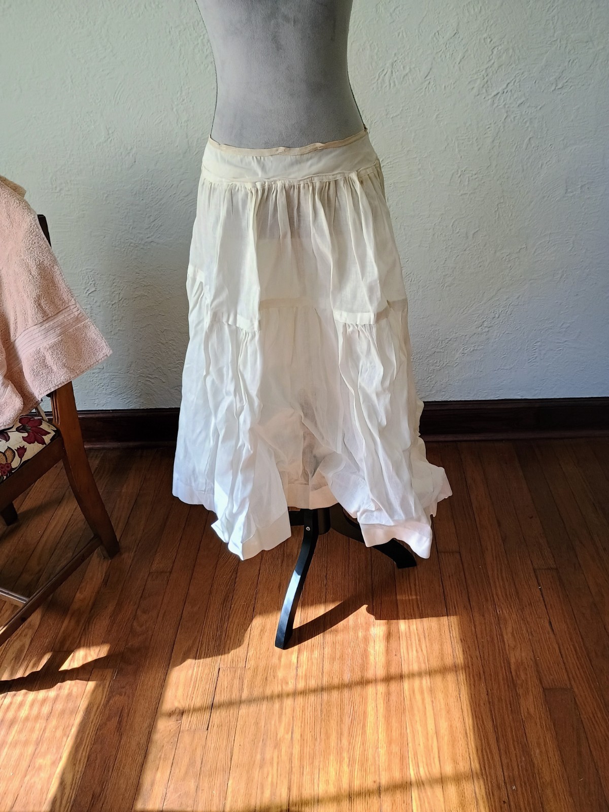 VINTAGE WEDDING DRESS SLIP ELASTIC WAIST STIFF CRINOLINE M #1