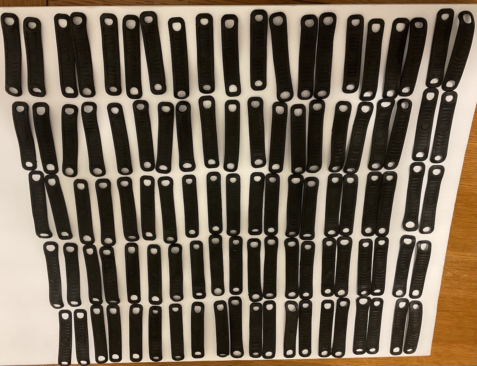 100 Stretch Non-Slip Silicone Hanger Grips Black Exchanged Off New Hangers