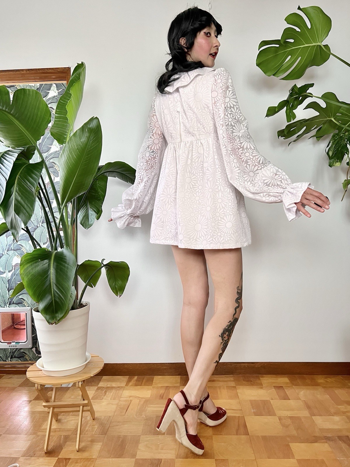 60s Mod Flocked Daisy Mesh Babydoll Mini Dress Sheer Balloon Sleeve Wedding XS/S