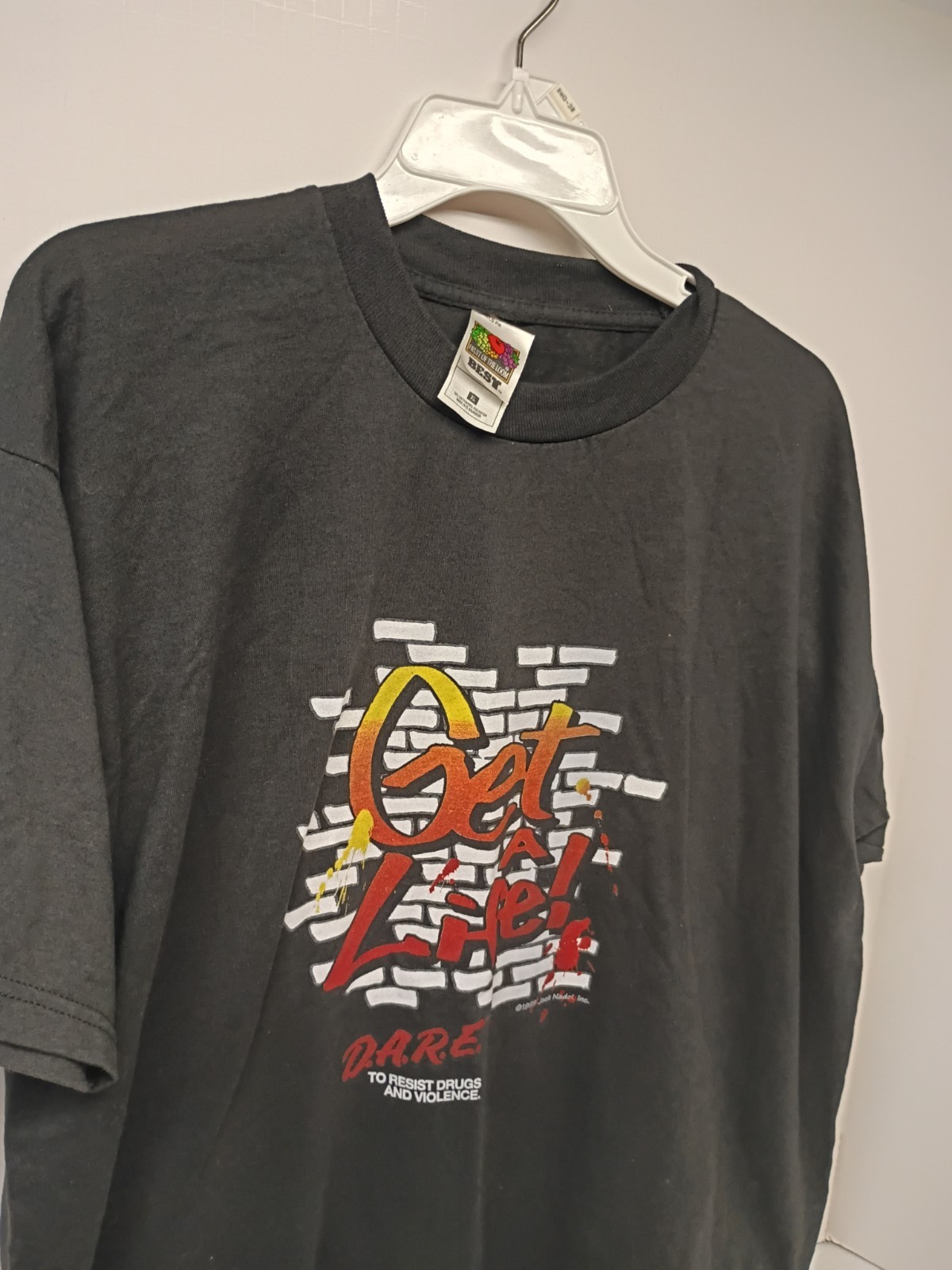 Fruit of the Loom Best XL Black D.A.R.E. “Get a Life” 90s Vintage T-Shirt