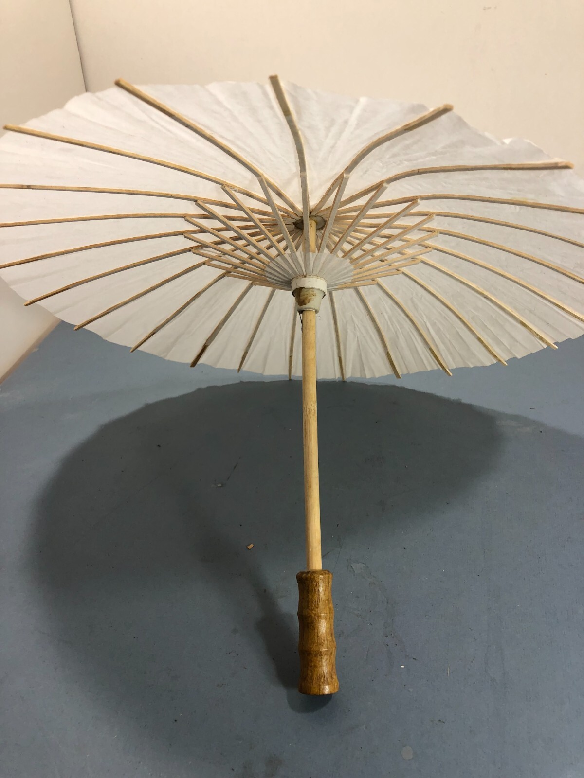 Vintage Chinese 22 Inches Paper / silk Bamboo Umbrella 4 to choose from