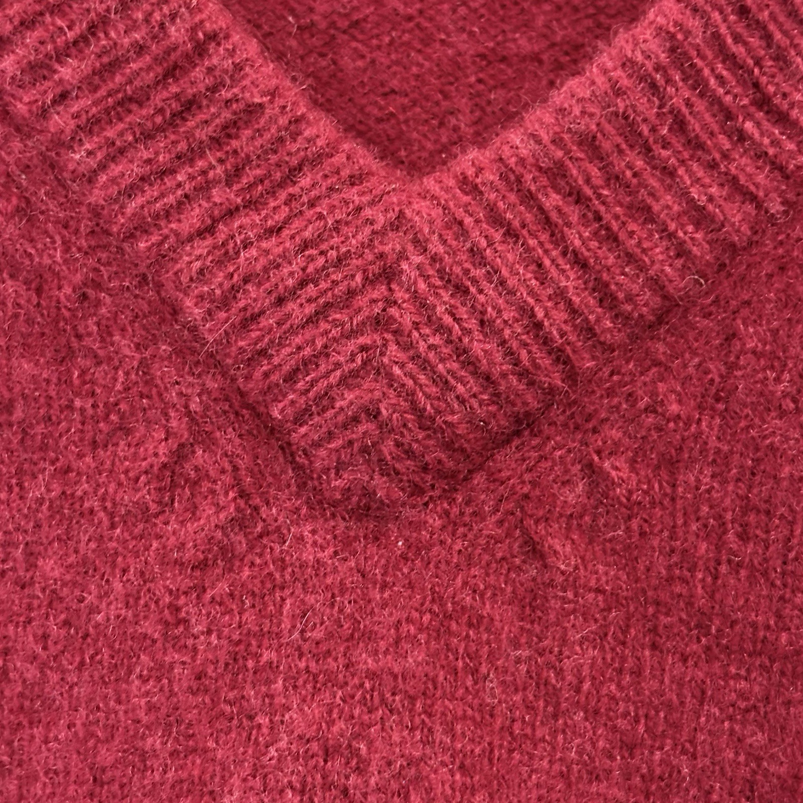 Vintage Jacobson’s 100% Lambswool L Sweater Knit Pullover V-Neck Dark Red Preppy