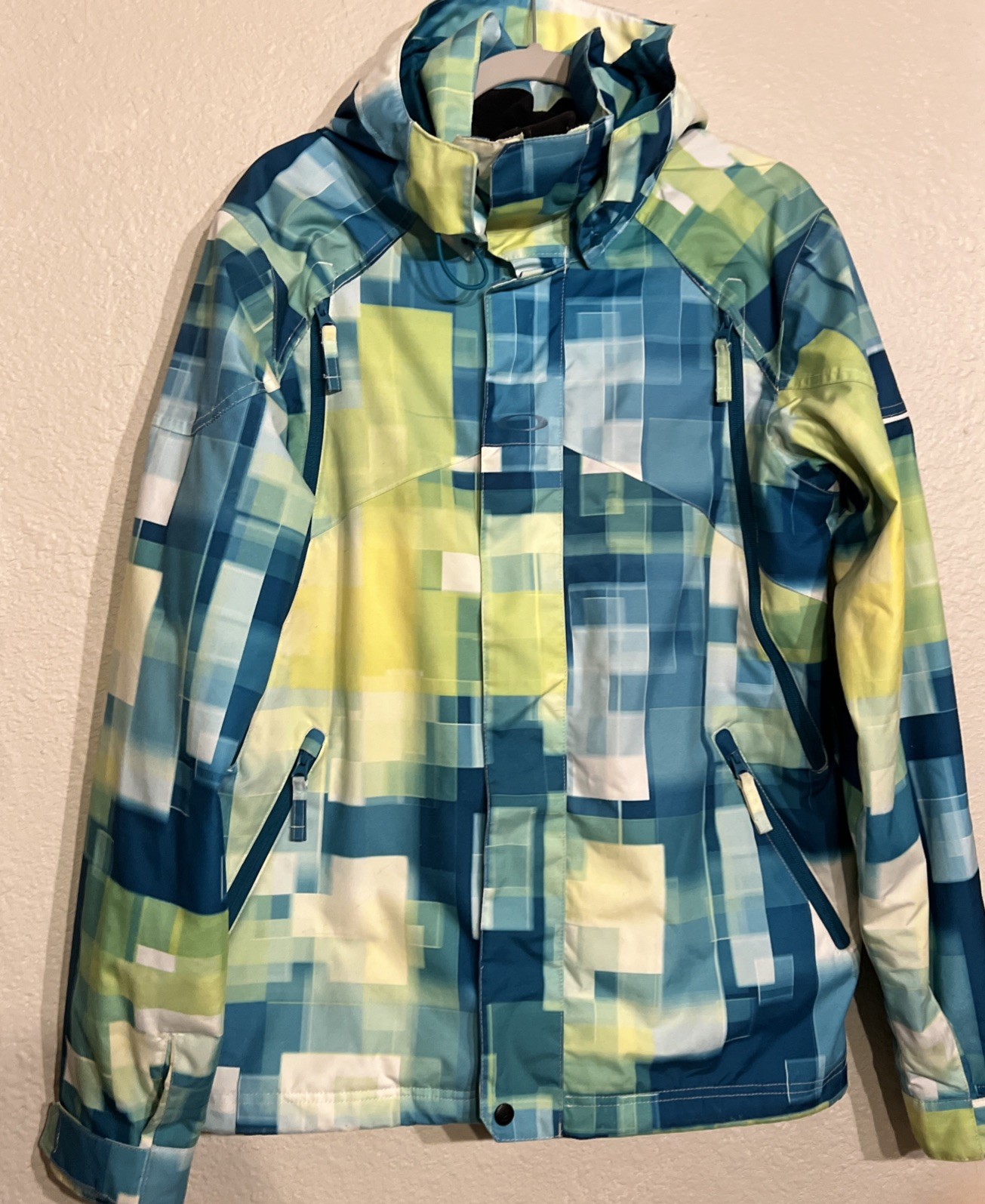 Vintage / Y2K Oakley Ski Jacket Size Small Snowboard Jacket