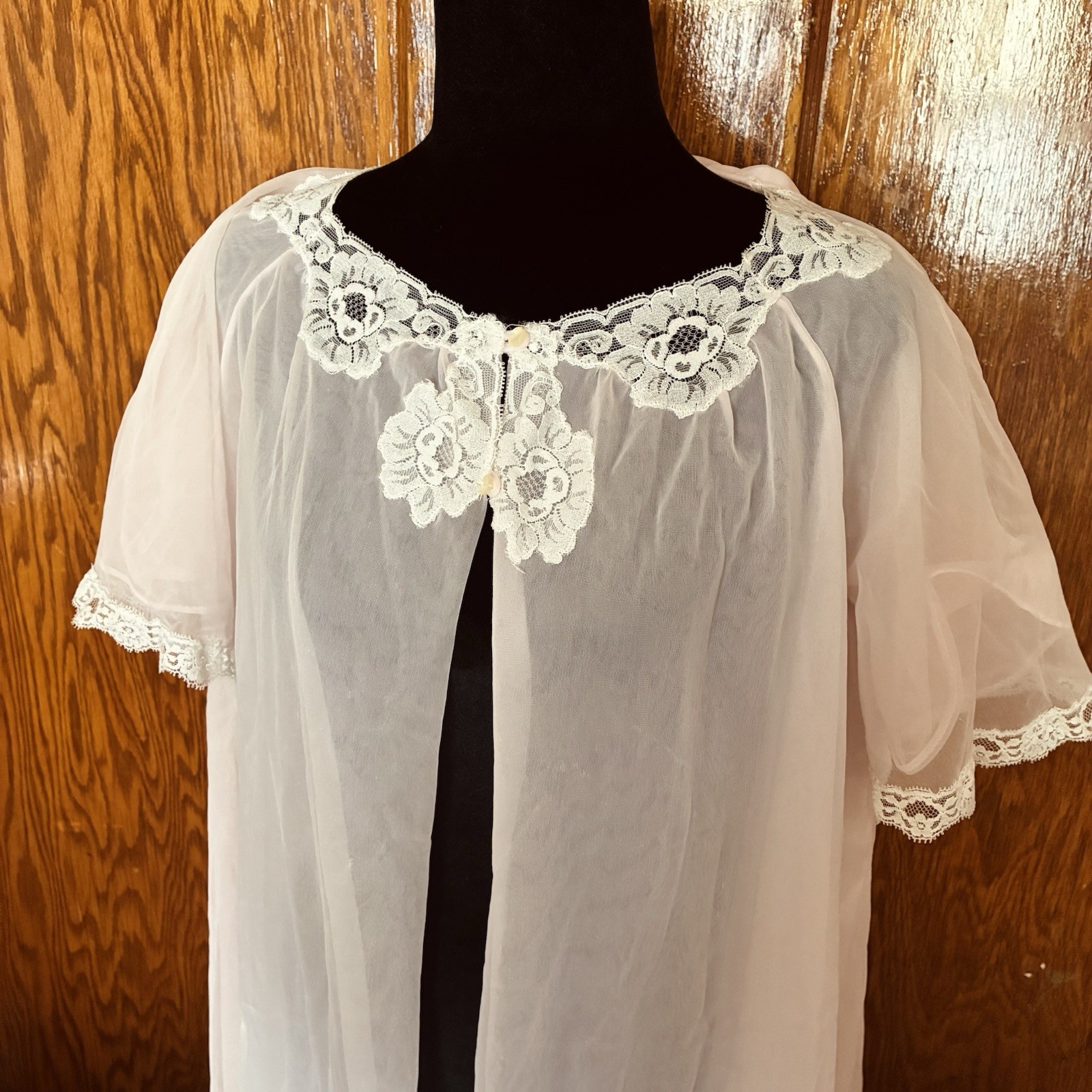 Vtg Carol Brent Pink Nylon Sheer Robe Lace Trim Small 60’s Puff Sleeve Peignoir