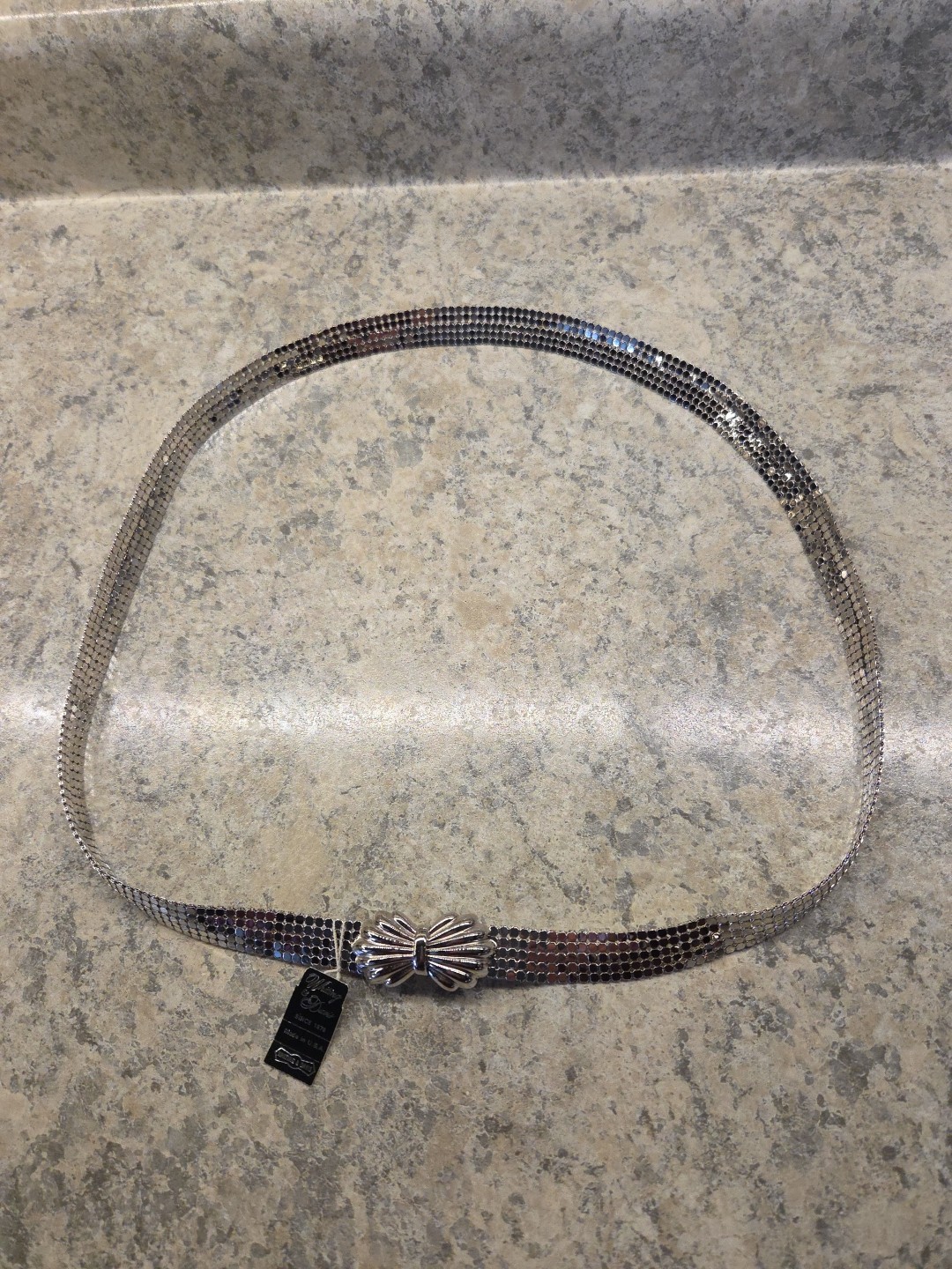 Vintage Whiting & Davis 33″ Silver Tone Mesh Belt Shell/Bow Buckle .5″ Wide