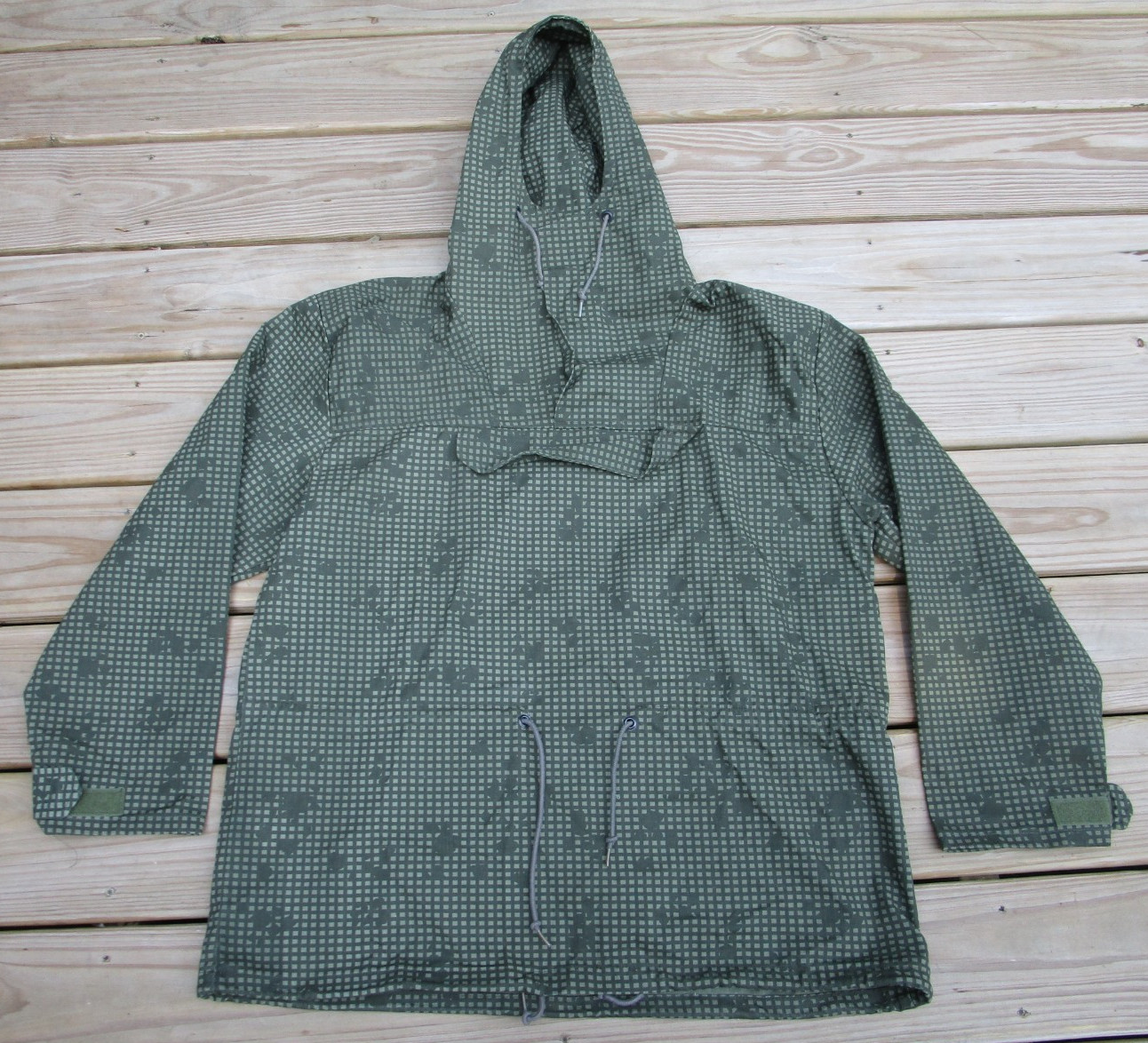 U.S. CAVALRY ARMY MILITARY DESERT NIGHT CAMO HOODED PULLOVER SZ. MEDIUM-REGULAR