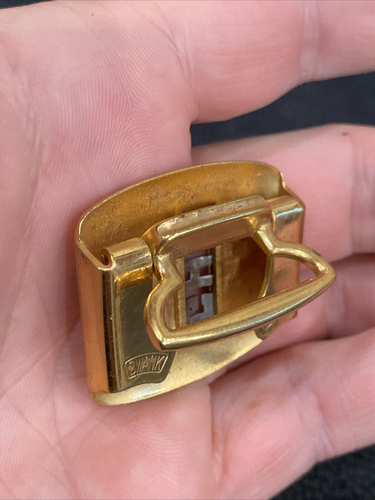 Vtg Art Deco Swank deluxe gold plate retro belt buckle Hammered Bronze GHP Mono