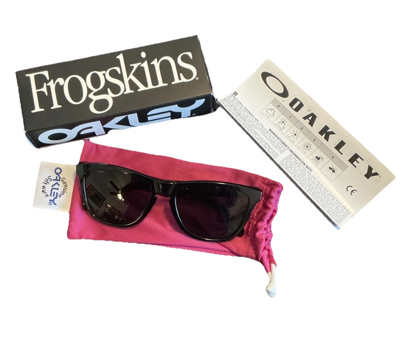 Oakley Frogskins Sunglasses 9013 24-306 Polished Black Frame NEW