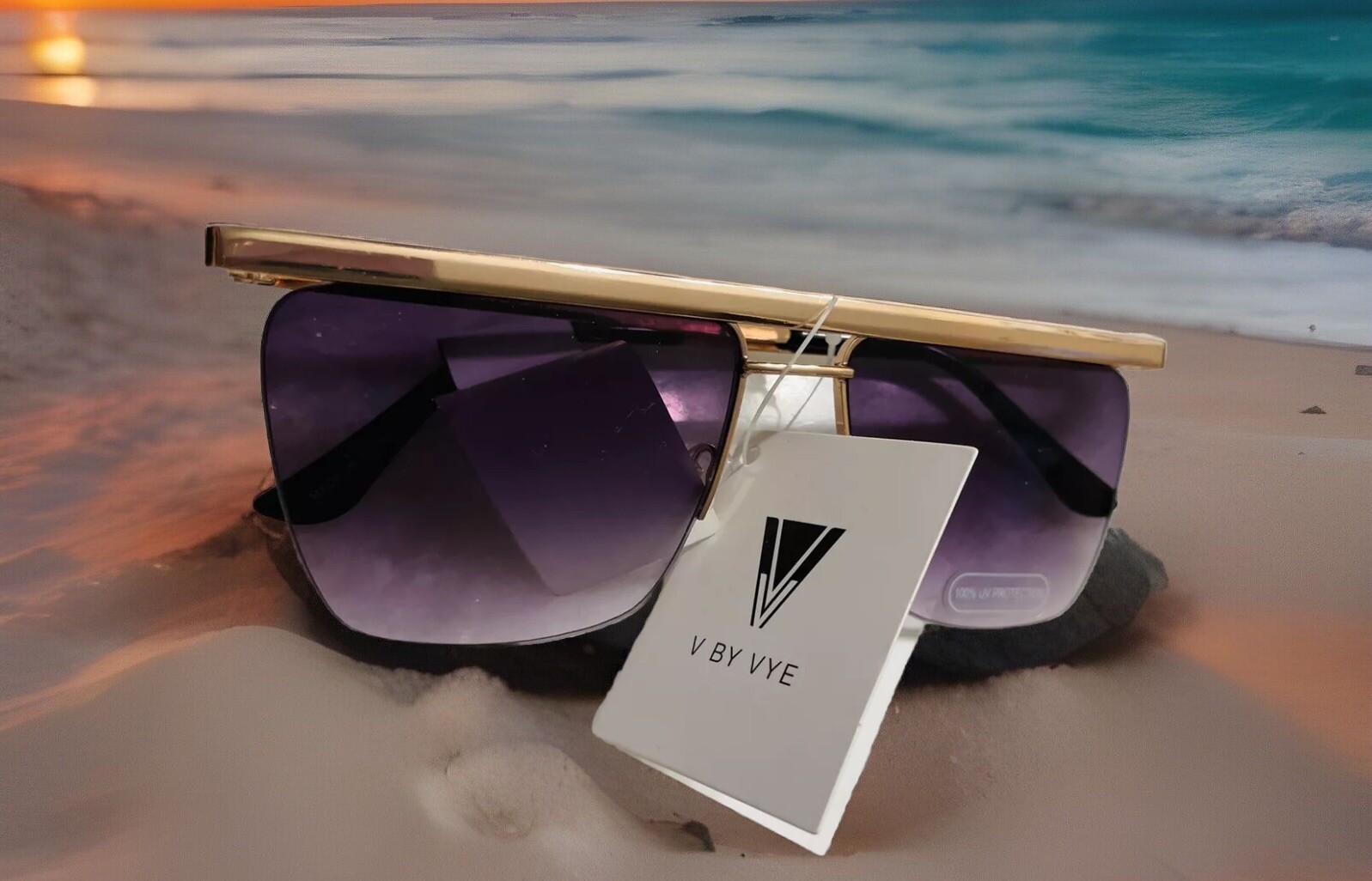 NWT V BY VYE Oversized Gold Retro Sunglasses Unisex Summer 100% UV, Violet