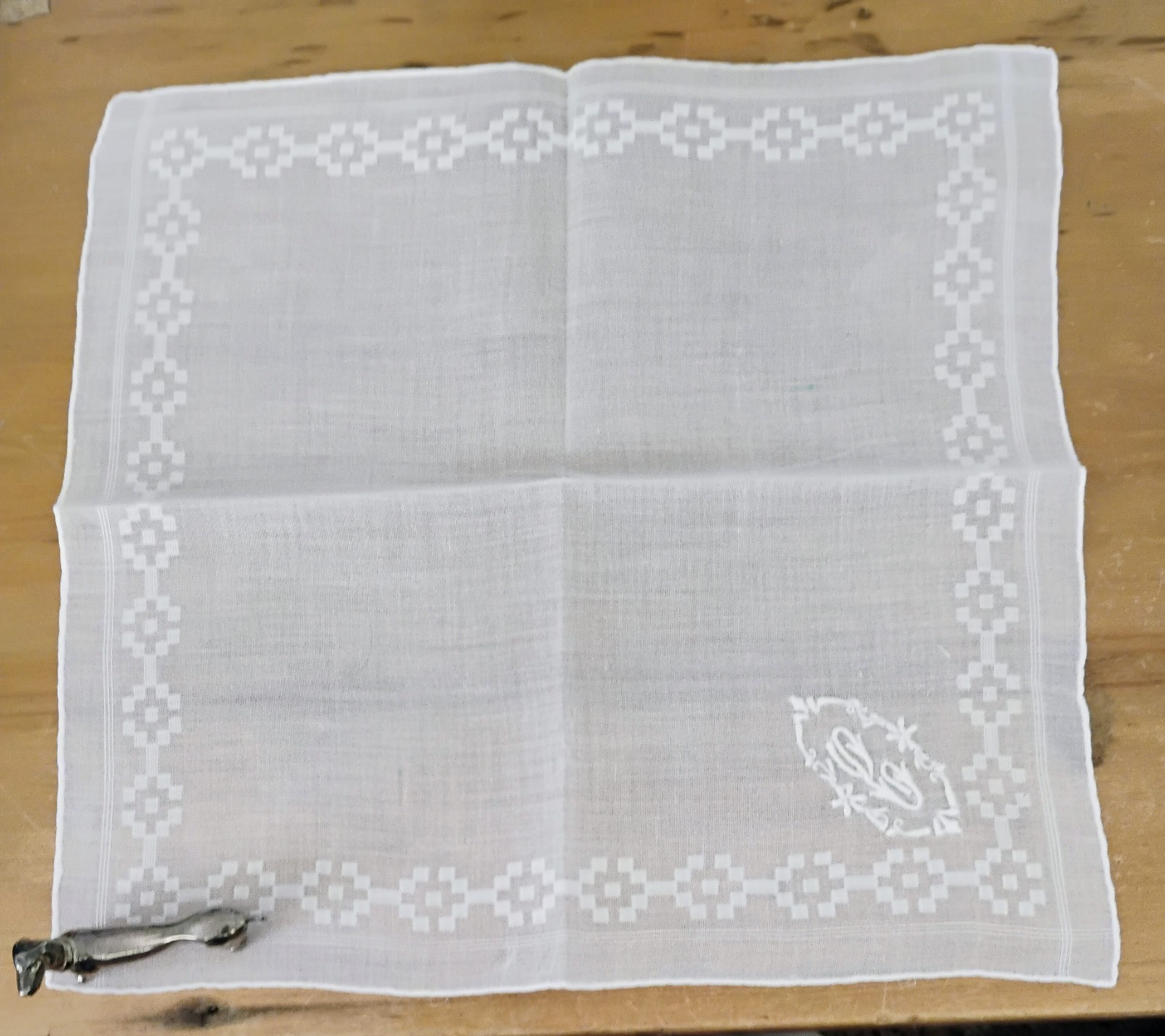 Vgt C Monogram White Embroidery White Cotton Hankie Handkerchief