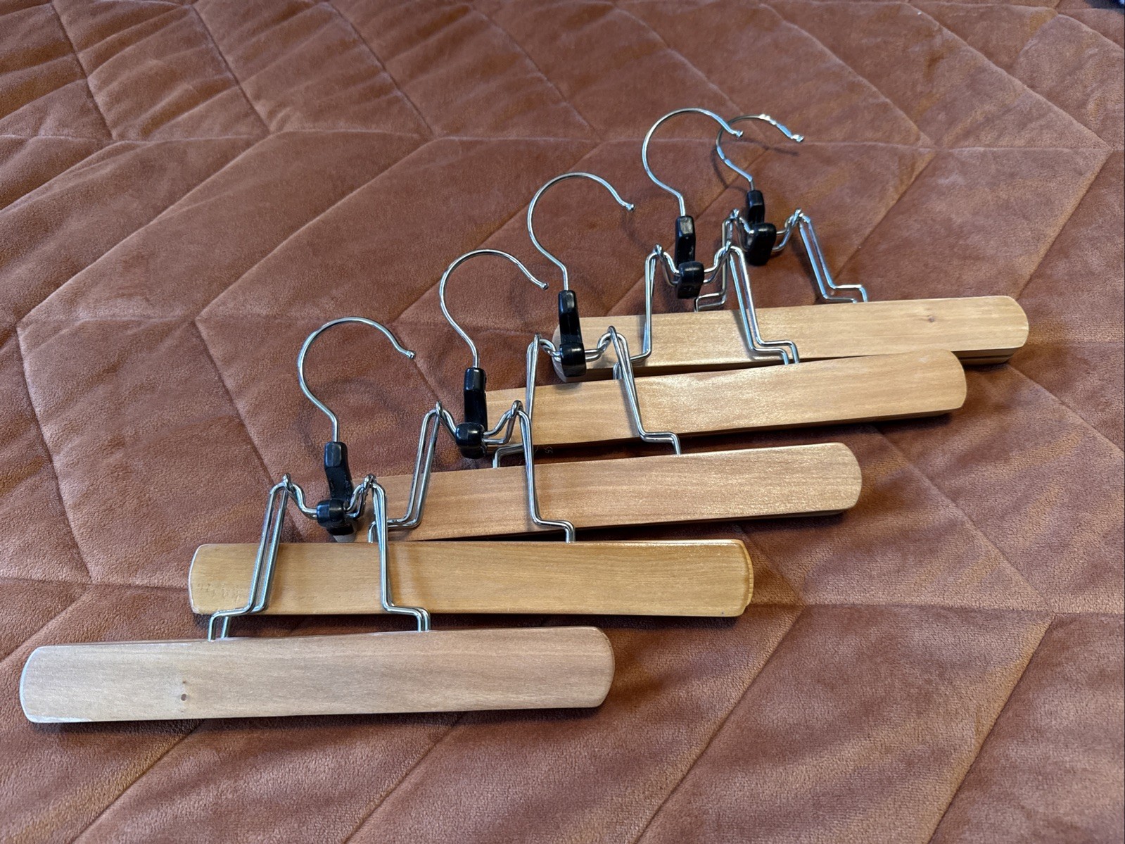 Set of 5 Wooden Clamp Hangers for Pants Skirt Trousers 9” long