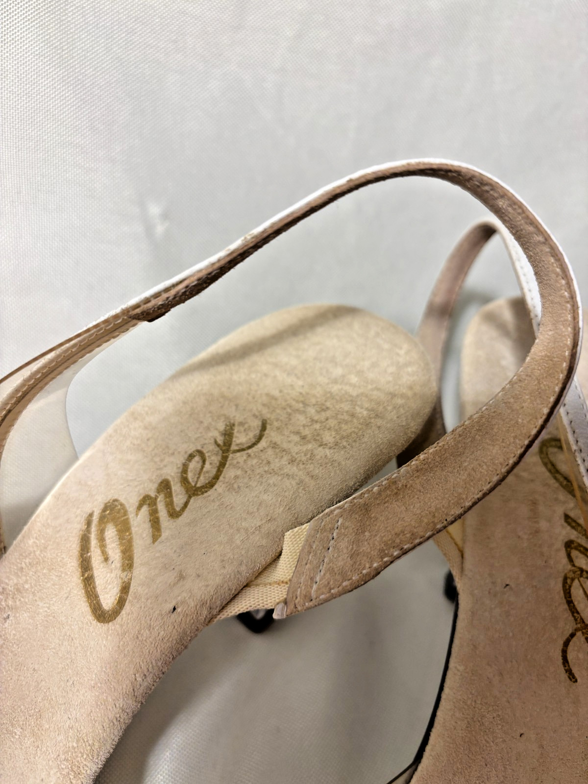 Vintage sz. 6 Roberta Onex Clear gold white Heel Peep Toe High Heel Shoes (H114)