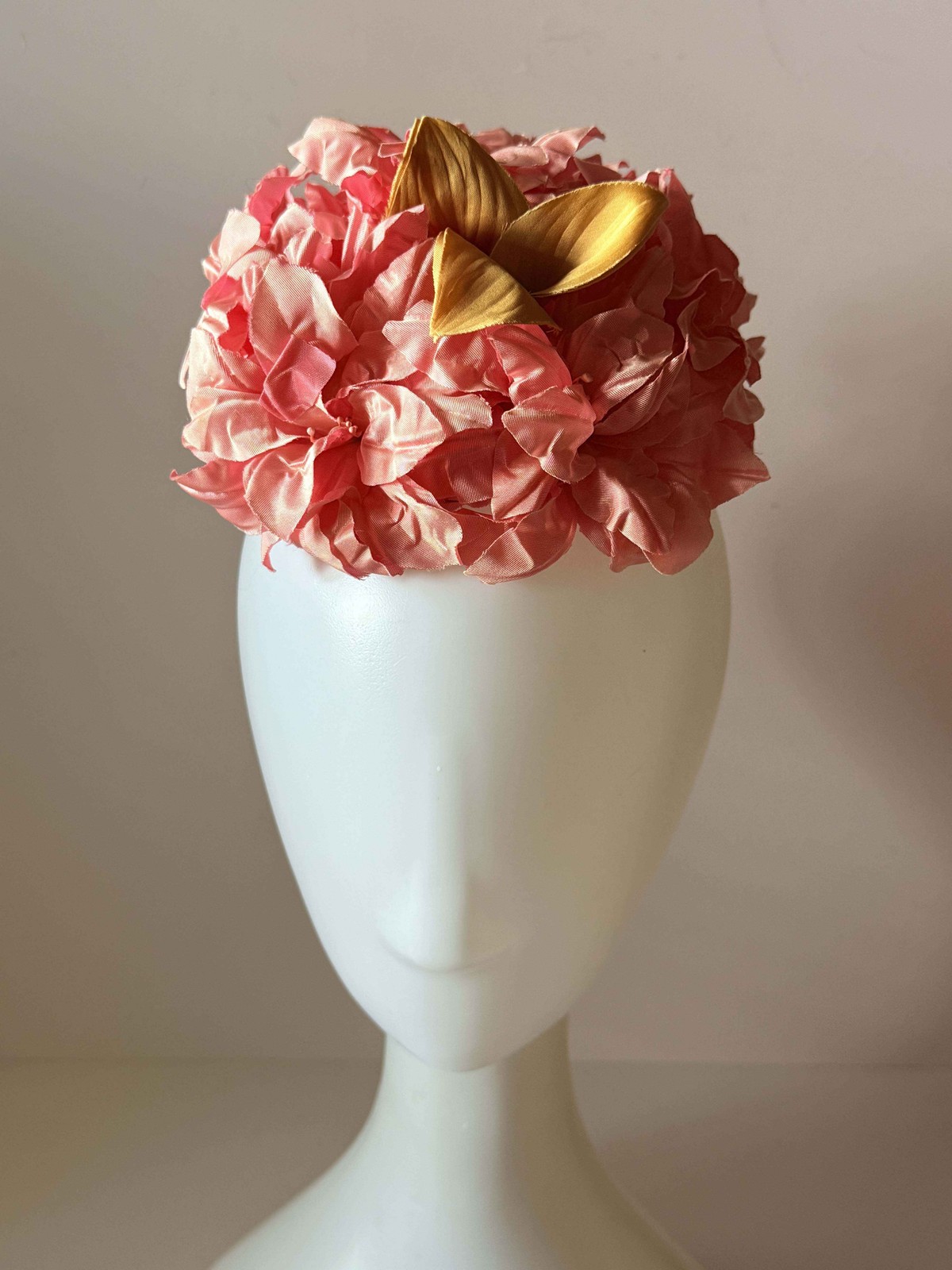 Vintage Pink Floral Cocktail Hat | 1960s Blossom Pillbox Fascinator | Garden