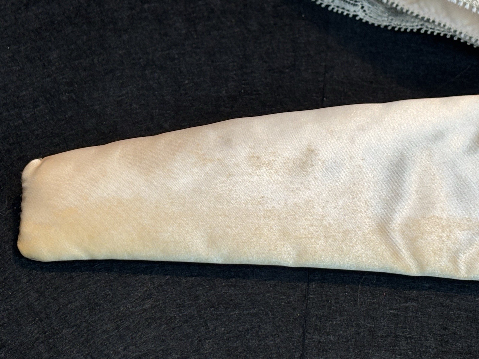 ❤️Antique Champagne Satin & Lace Padded Wooden Dress Hanger Shoulder Cover