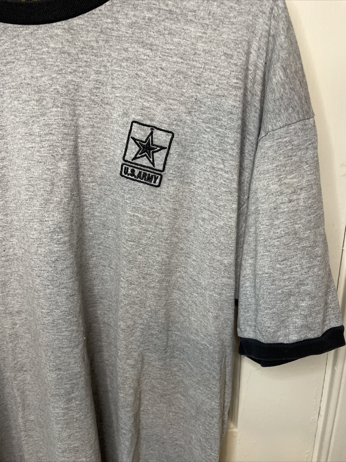 Vintage Corps Classics US Army Embroidered Ring Sleeve T-Shirt USA Made Sz. XL