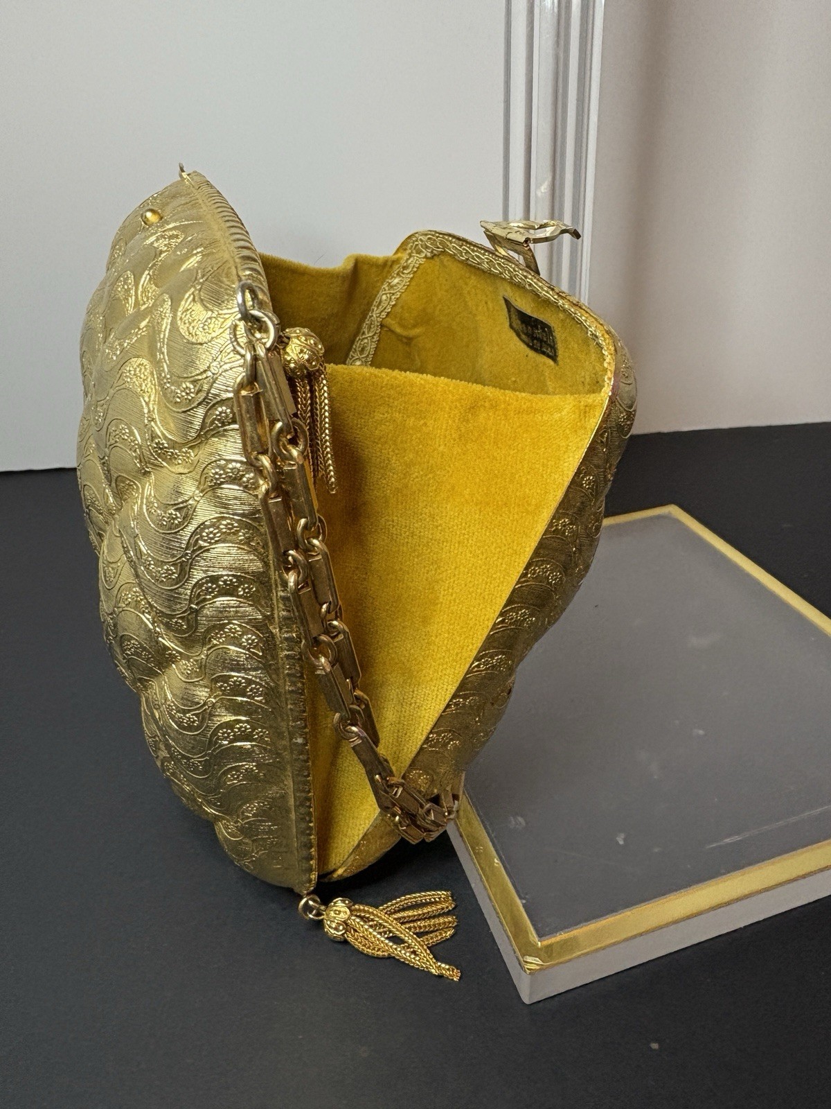 VTG Rare 70s Italian Rosenfeld Floral Embossed Gilded Metal Purse Art Deco Chic
