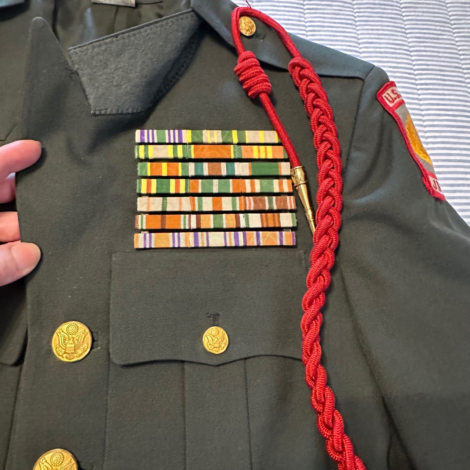 US Army JROTC Dress Uniform Coat Mens 35R Green Patches Cords Medals Insignia