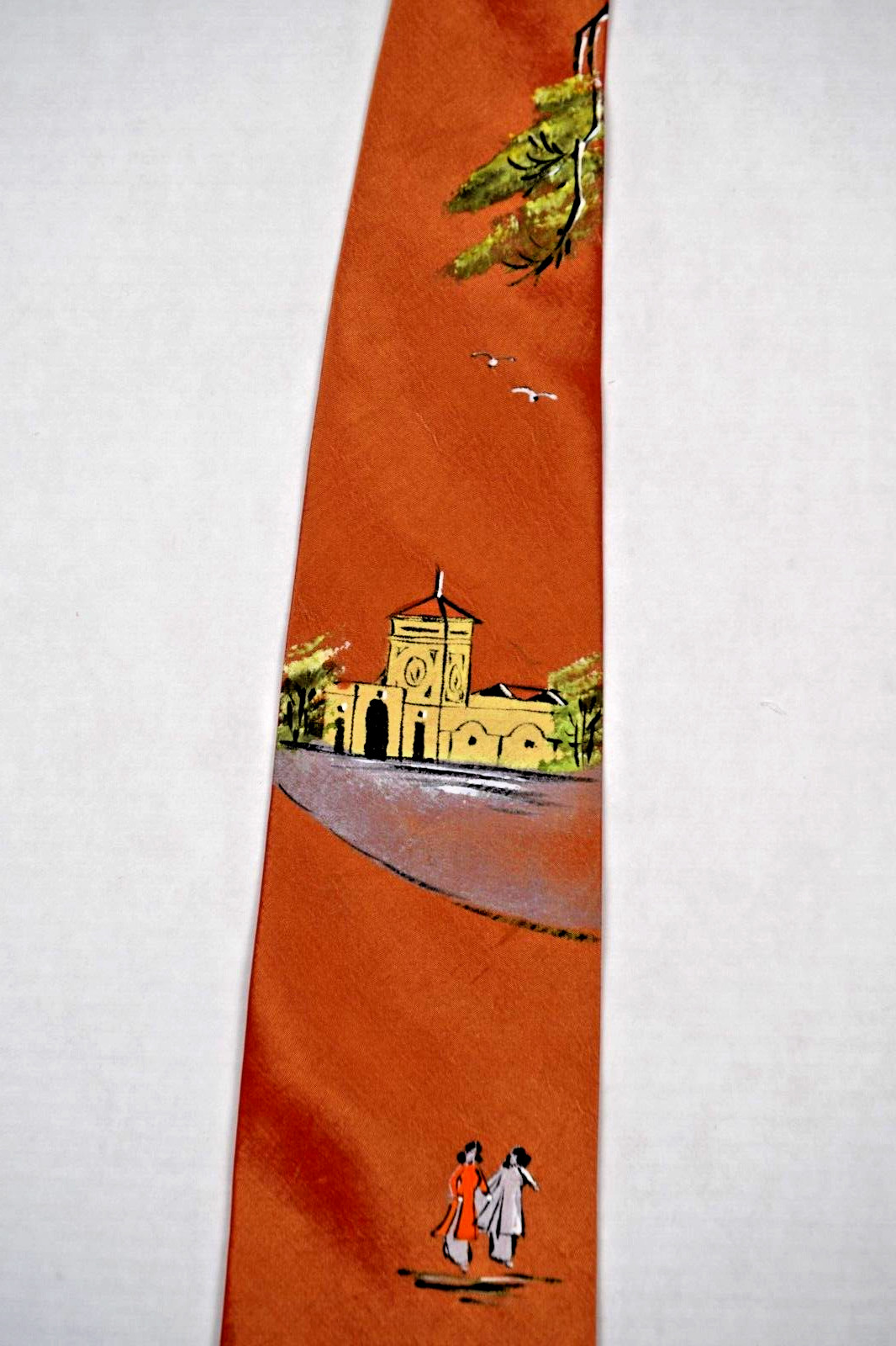 Neck Tie VTG 40s 50s Hand Painted Asian Theme Women Walking Building Tie 53 x 4″
