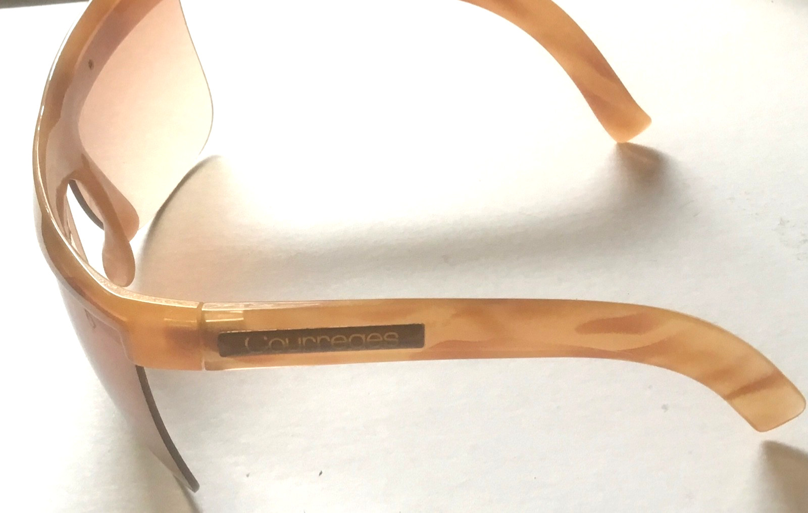 Vintage 1960’s Courrèges Paris Women’s Sunglasses w. Case 7853 AC 10 France