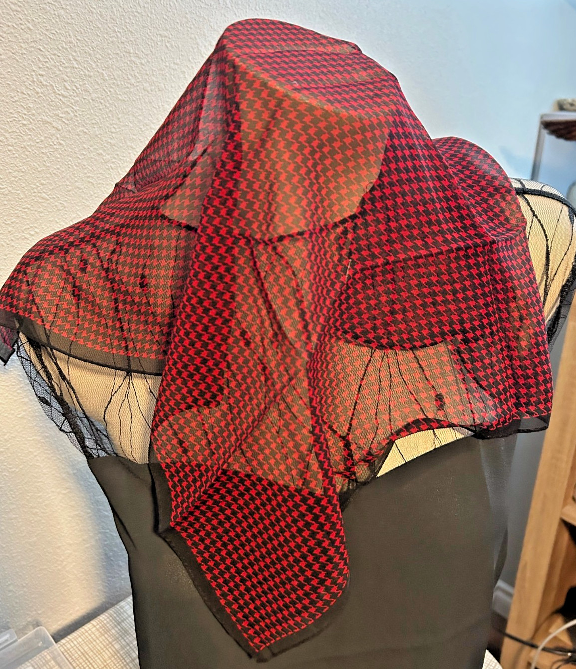 Harolds – Vintage 19.5 x 19 In. Red, Black, Color Geometric Silk Scarf -VS-98