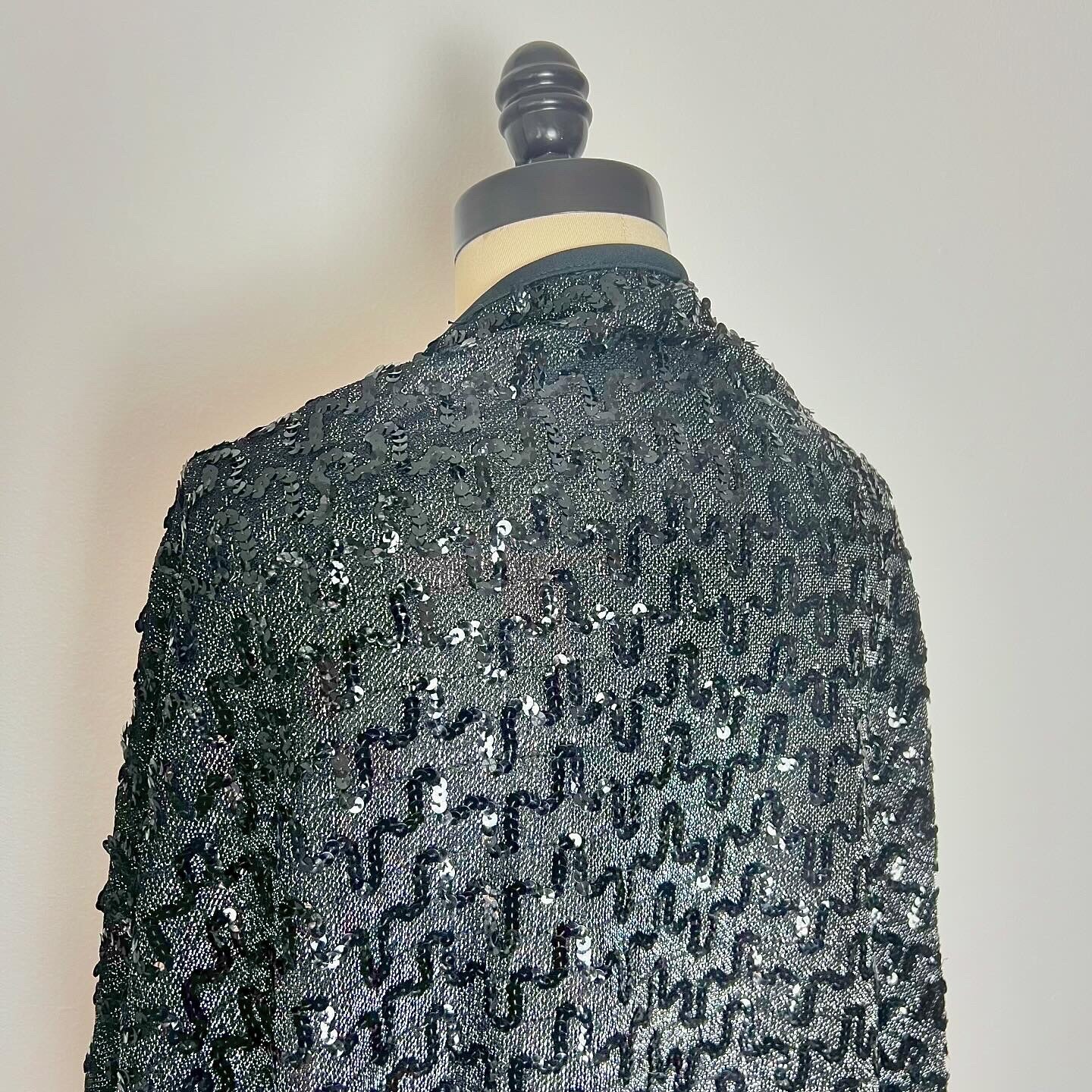 LUREX METALLIC LAME 50s 50’s 60s 60’s Vintage Sequined Shawl Shoulder Wrap