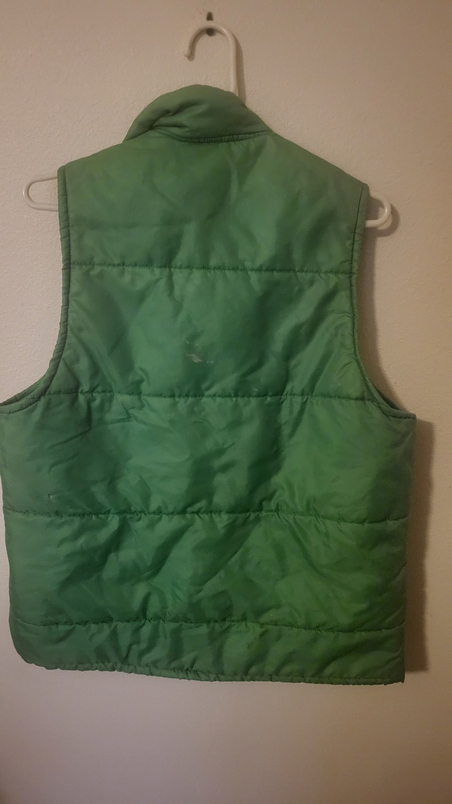 VTG Vest Acco Seed sz M snaps Green Farmer Rapper Sleeveless Puffer 25 in L 22
