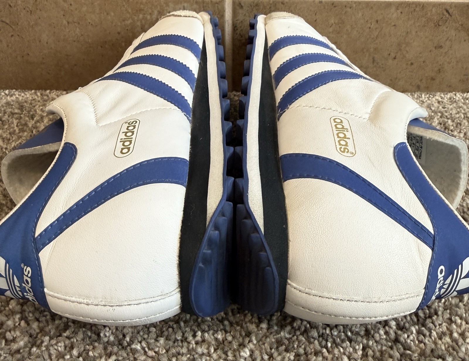 Vintage Retro Adidas ’03 Nite Jogger White/Blue Mens US 11 Art 678547 Very Nice!
