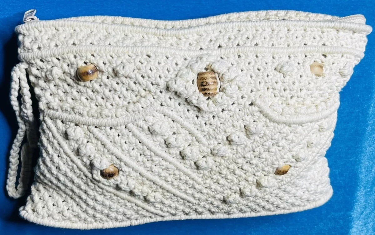 MACRAME CLUTCH HANDBAG PURSE WRISTLET BOHO VTG LINED WOODEN BEADS PHILIPPINES