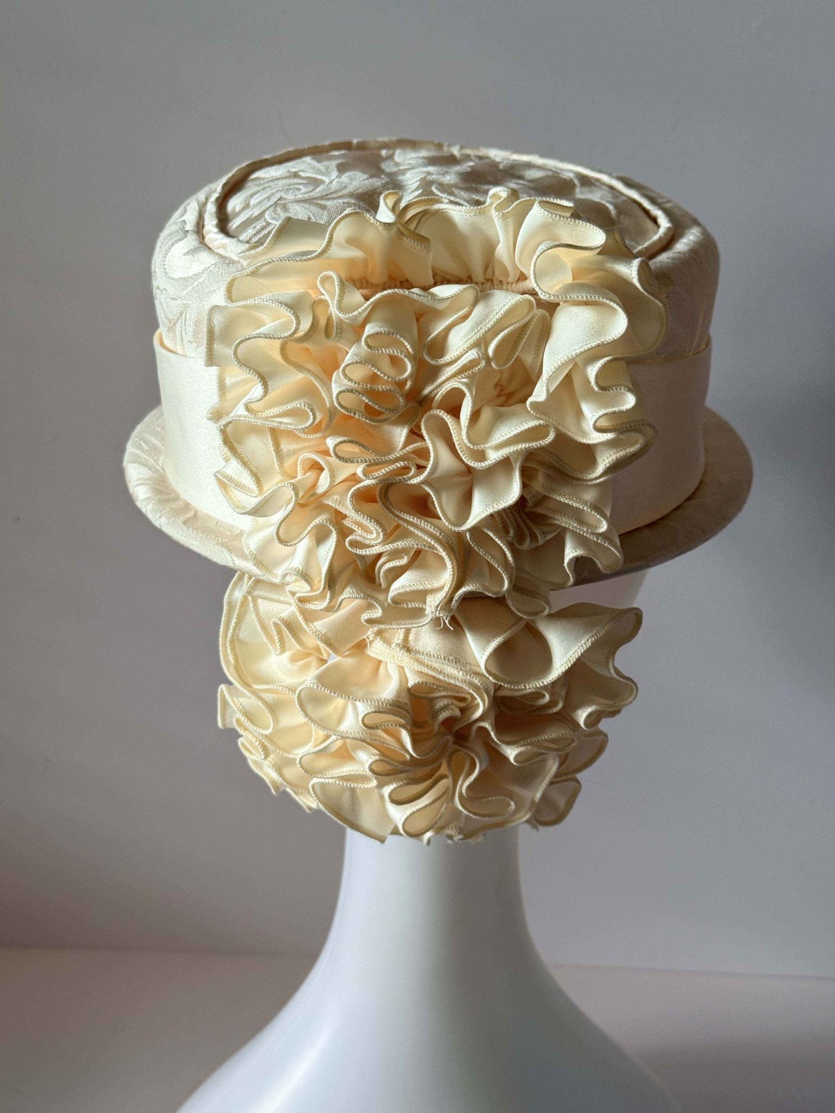 Vintage Ivory Pillbox Hat, Brocade Bridal Hat, Satin Cocktail Hat, Wedding Hat,
