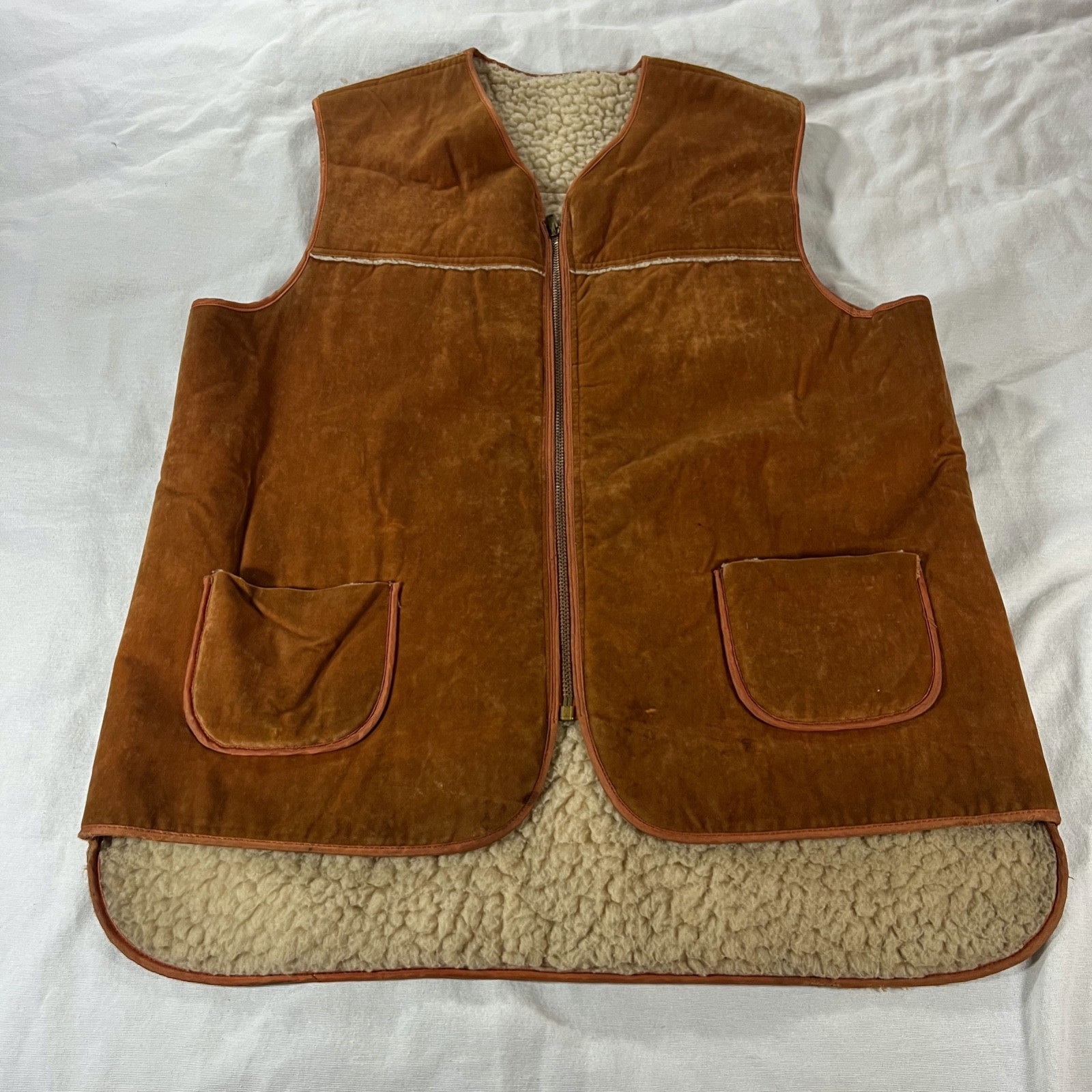 Vintage Faux Suede Vest Synthetic Sherpa Lining Shanhouse 70s 80s Western