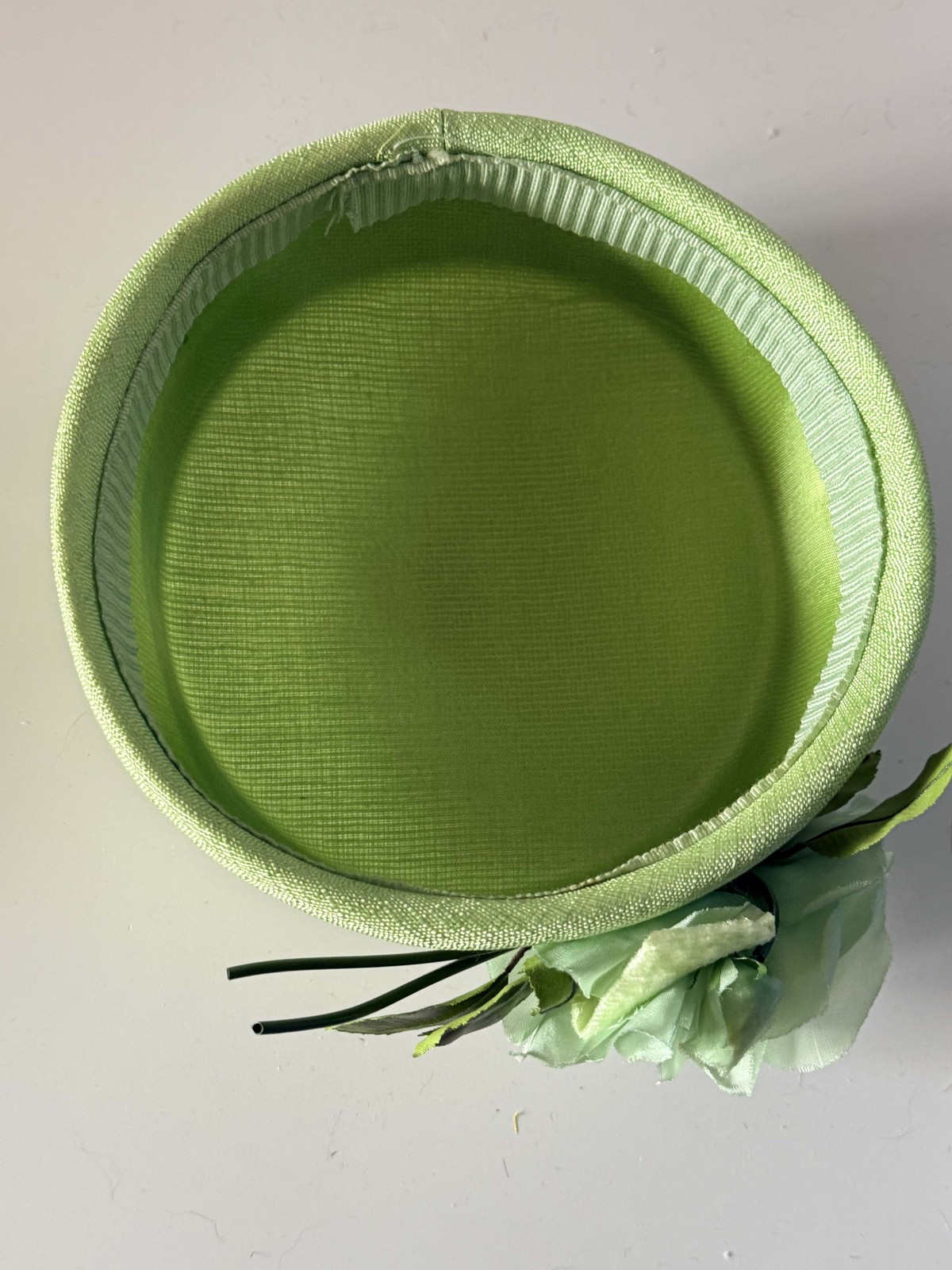 Vintage Mint Green Pillbox Hat 1960s Satin Floral Cocktail Hat Spring Wedding