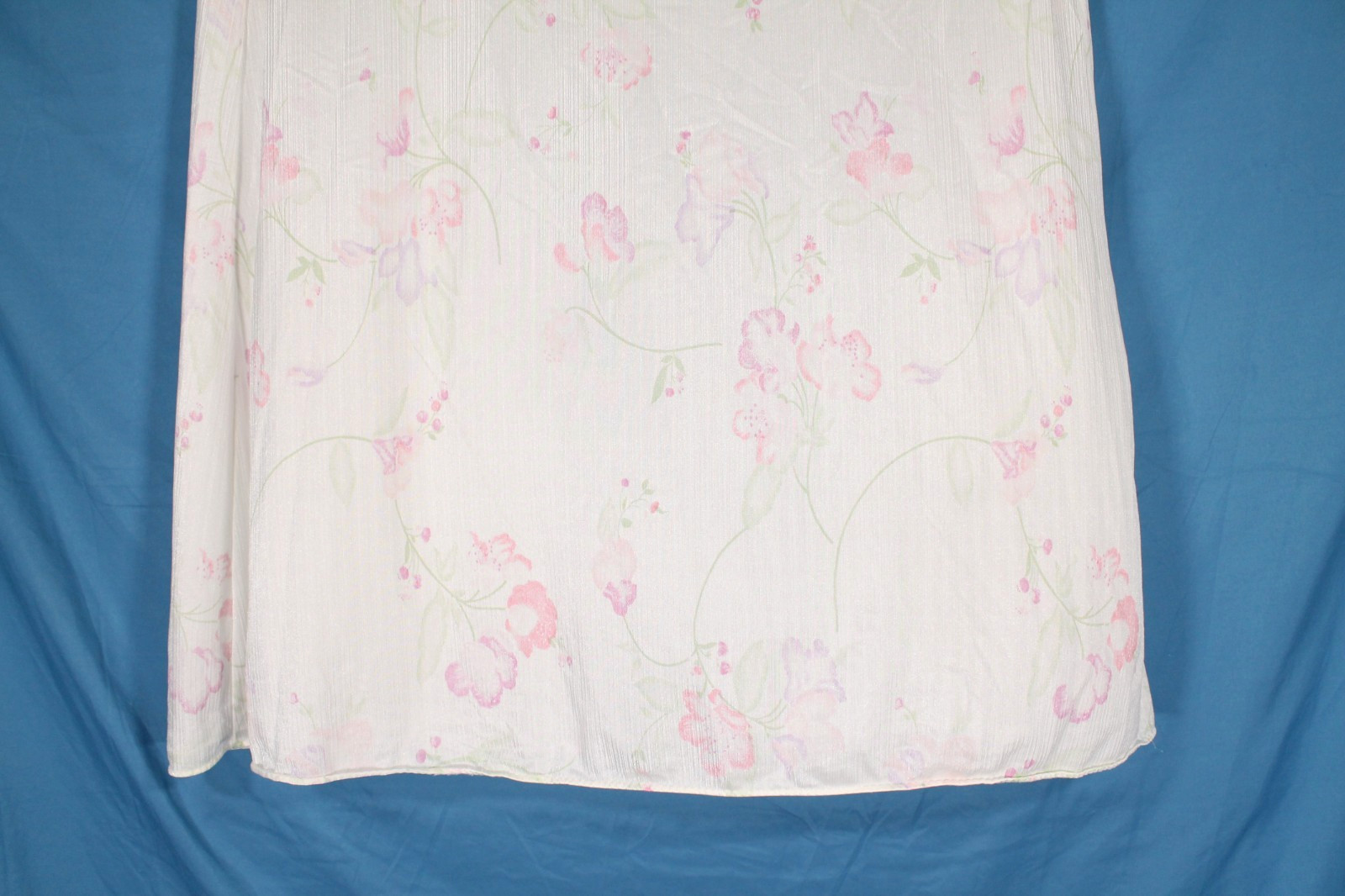 VTG VAL MODE Smooth NYLON White PINK FLORAL Tie Key-Hole LOUNGE Nightgown Sz M