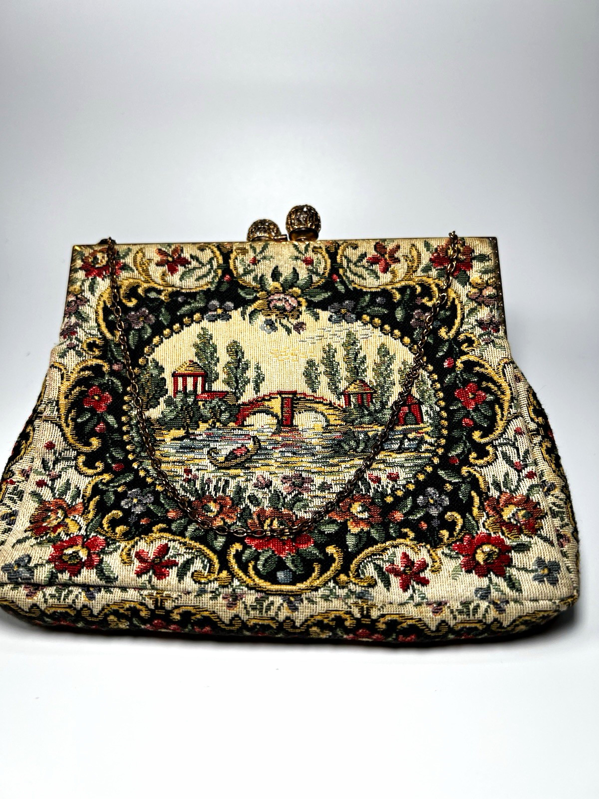 Vintage Women’s Tapestry Clutch Kiss-Lock Scenic Floral, Chain Strap Multi