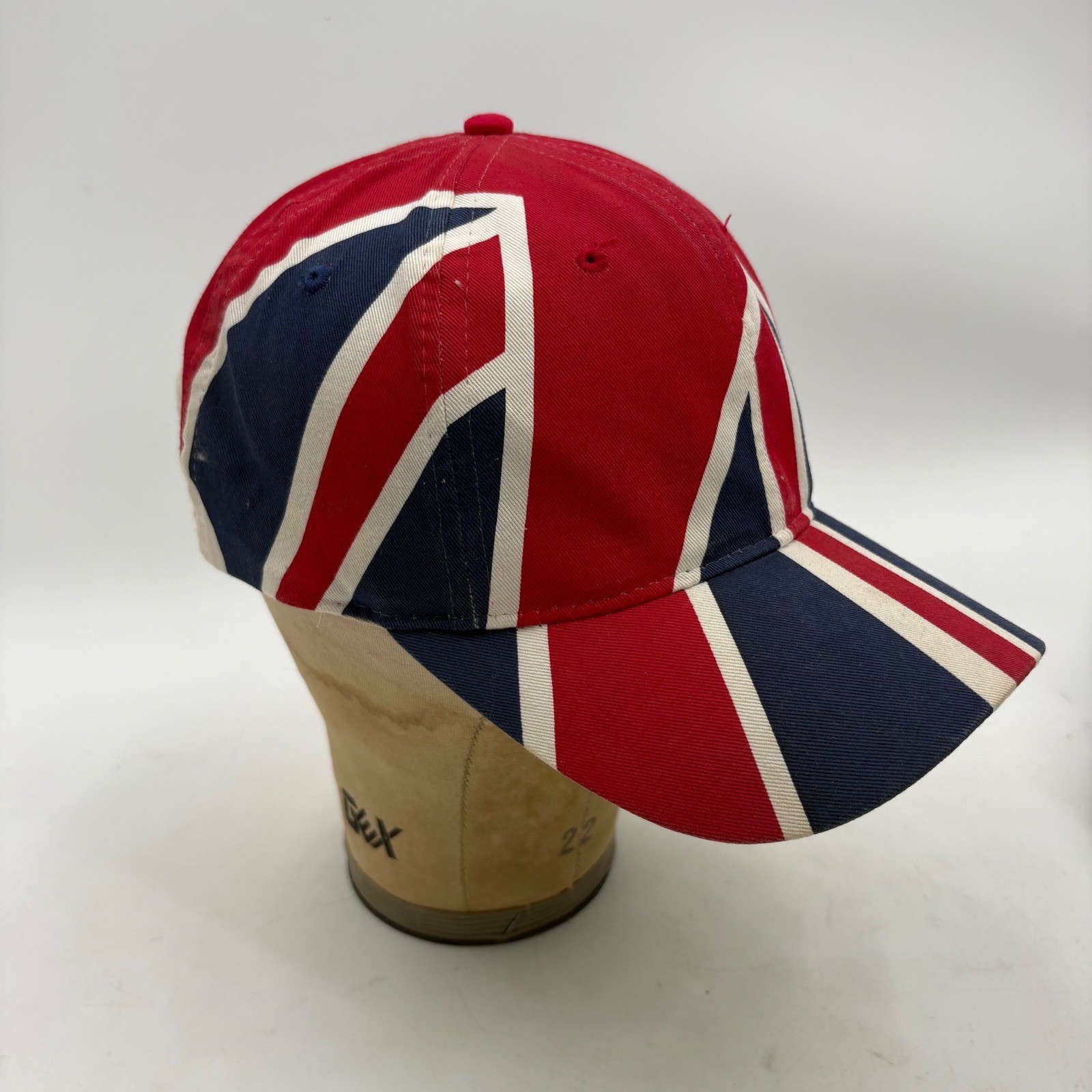 Vintage 1994 Global Caps Union Jack United Kingdom Snapback Hat Red White Blue