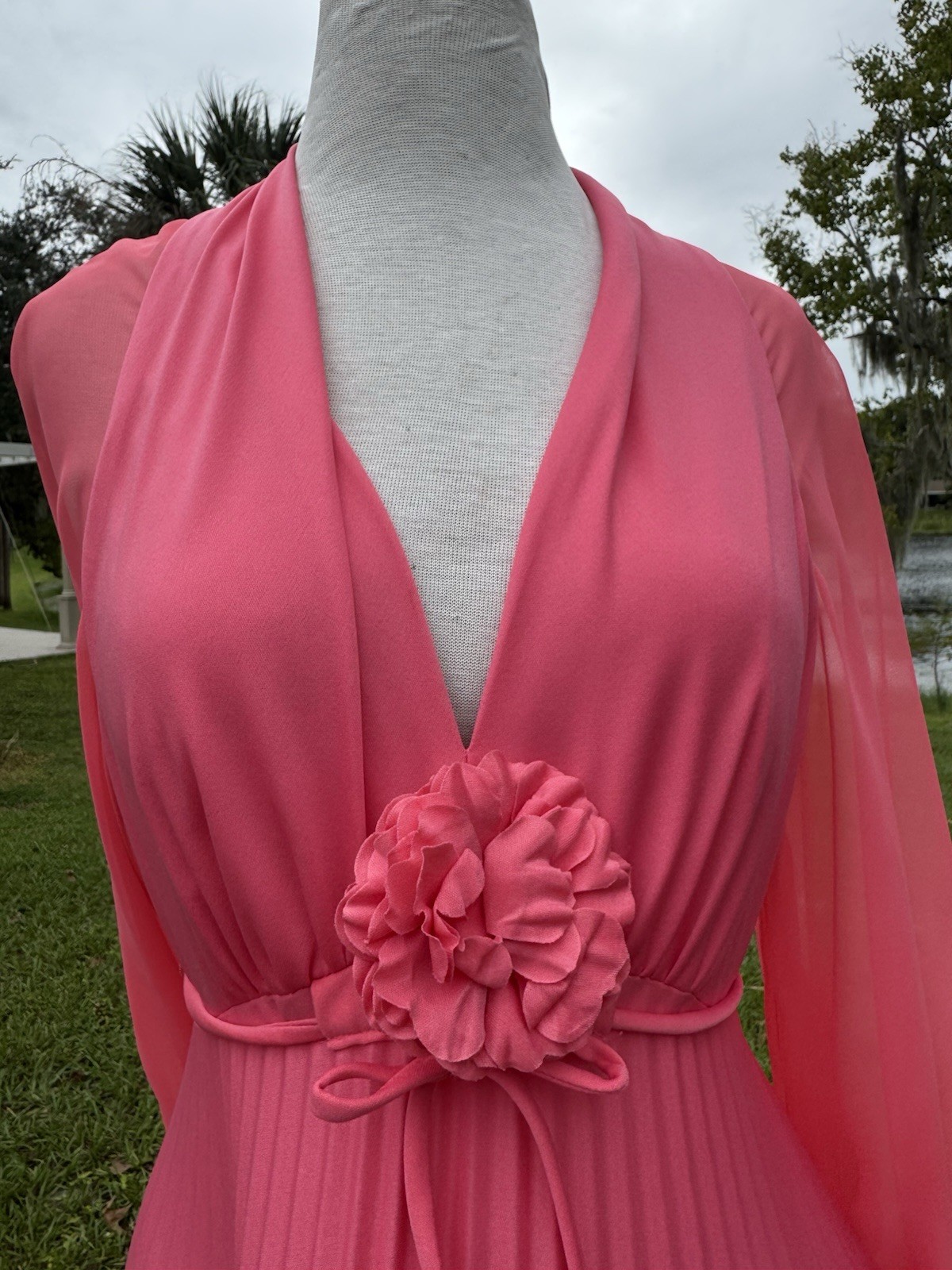 Vtg 70s Coral Accordion Pleat Maxi Dress Sz M Sheer Chiffon Sleeves EUC