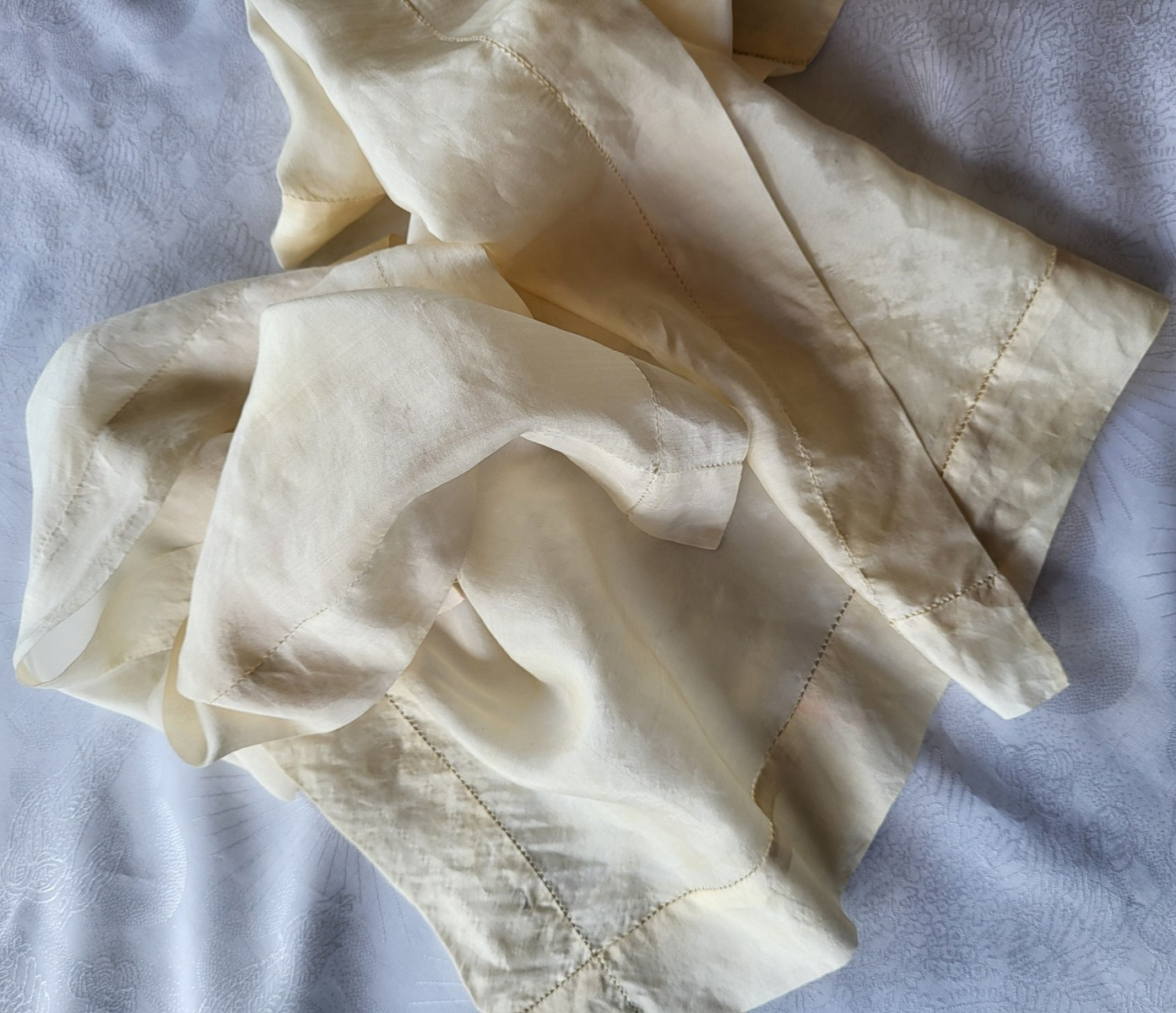 20 Vintage Silk Handkerchief Lot & Applique Hanky Keeper US Army Air Forces