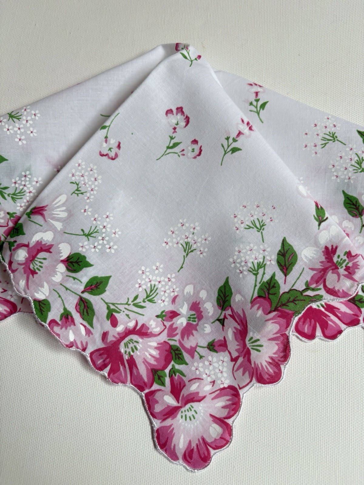 Beautiful New LuRay Pink Azalea Handkerchief Hankie With Scalloped Border